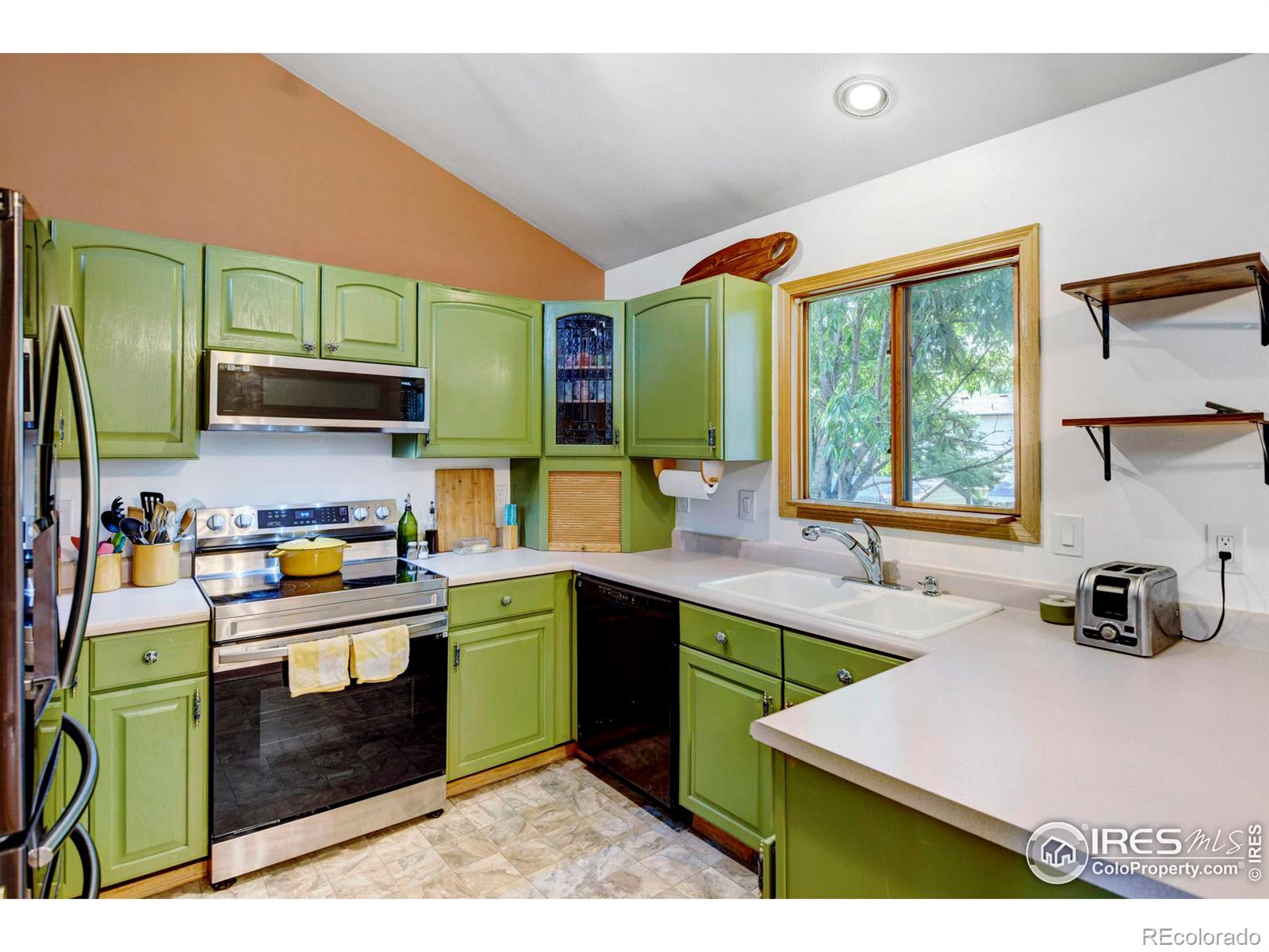 MLS Image #11 for 819  quail run,fort collins, Colorado