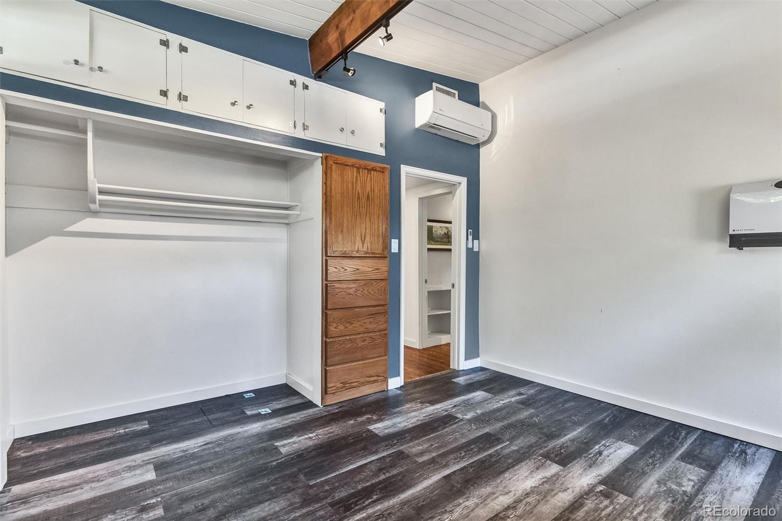 MLS Image #21 for 2569 s holly place,denver, Colorado