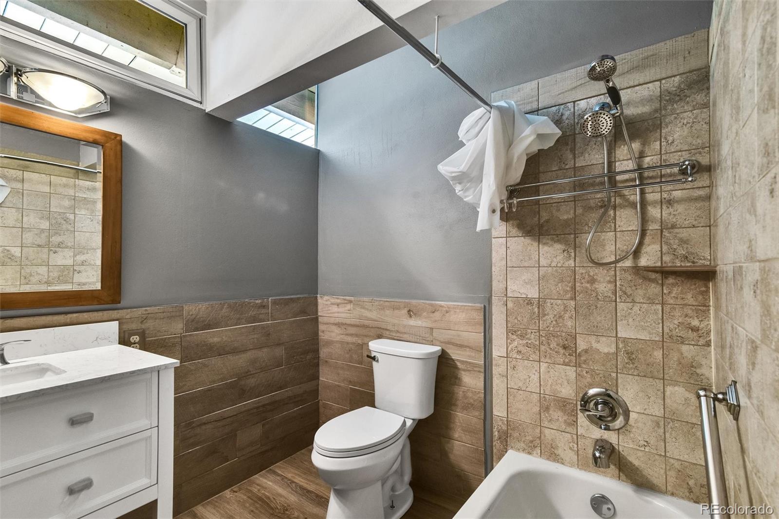 MLS Image #22 for 2569 s holly place,denver, Colorado