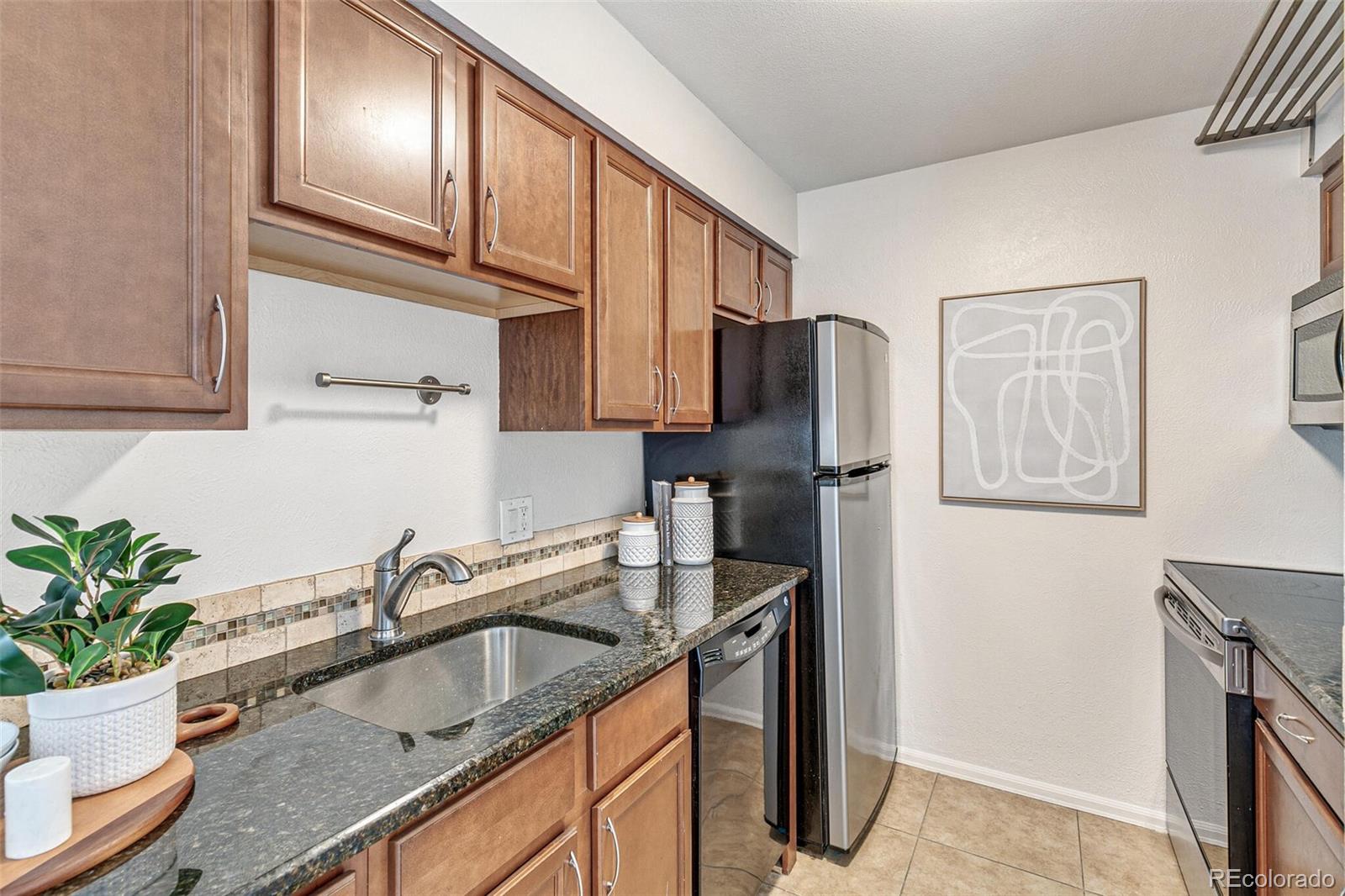 MLS Image #10 for 4802 e kentucky avenue,denver, Colorado