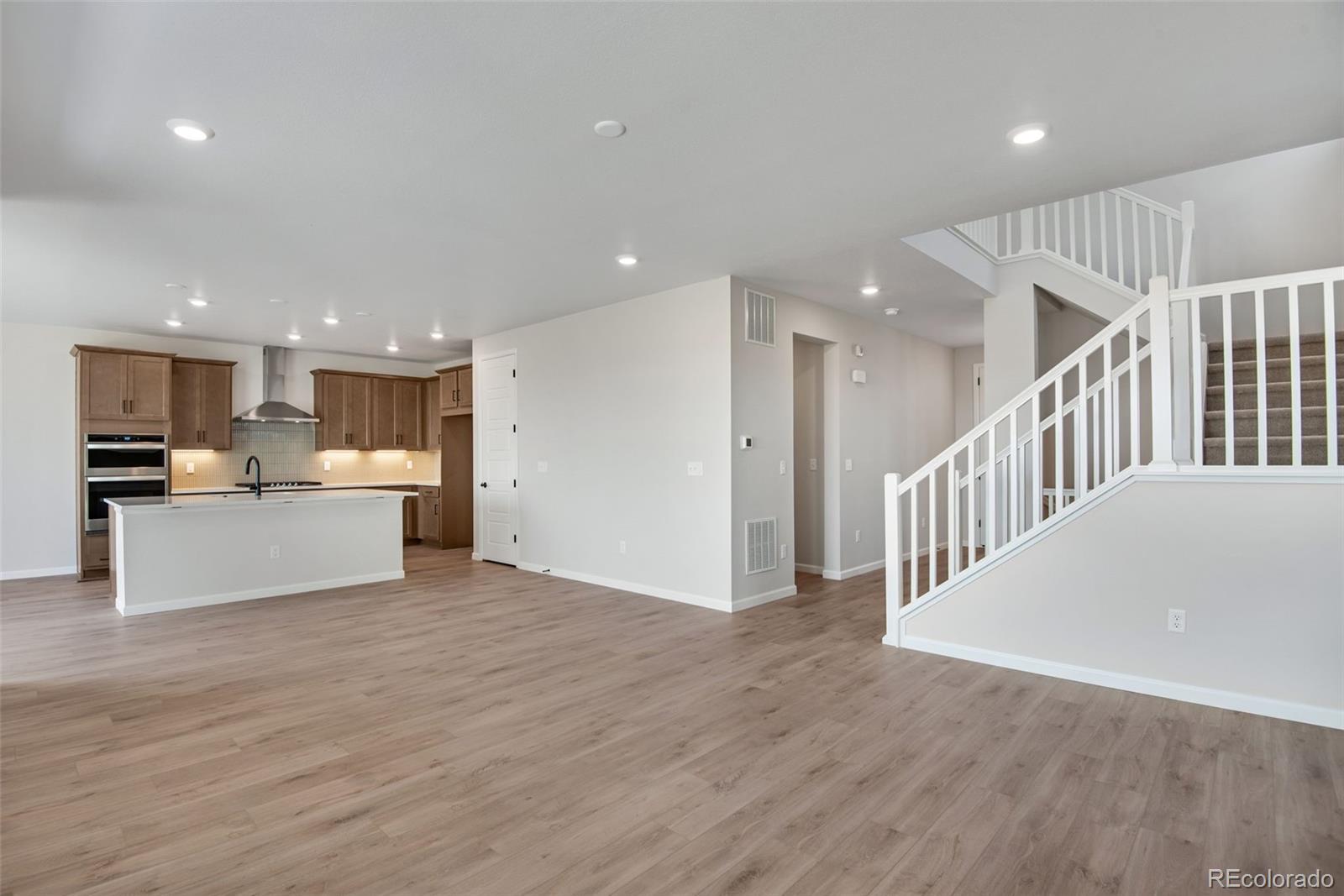 MLS Image #10 for 8644  arriba drive,littleton, Colorado