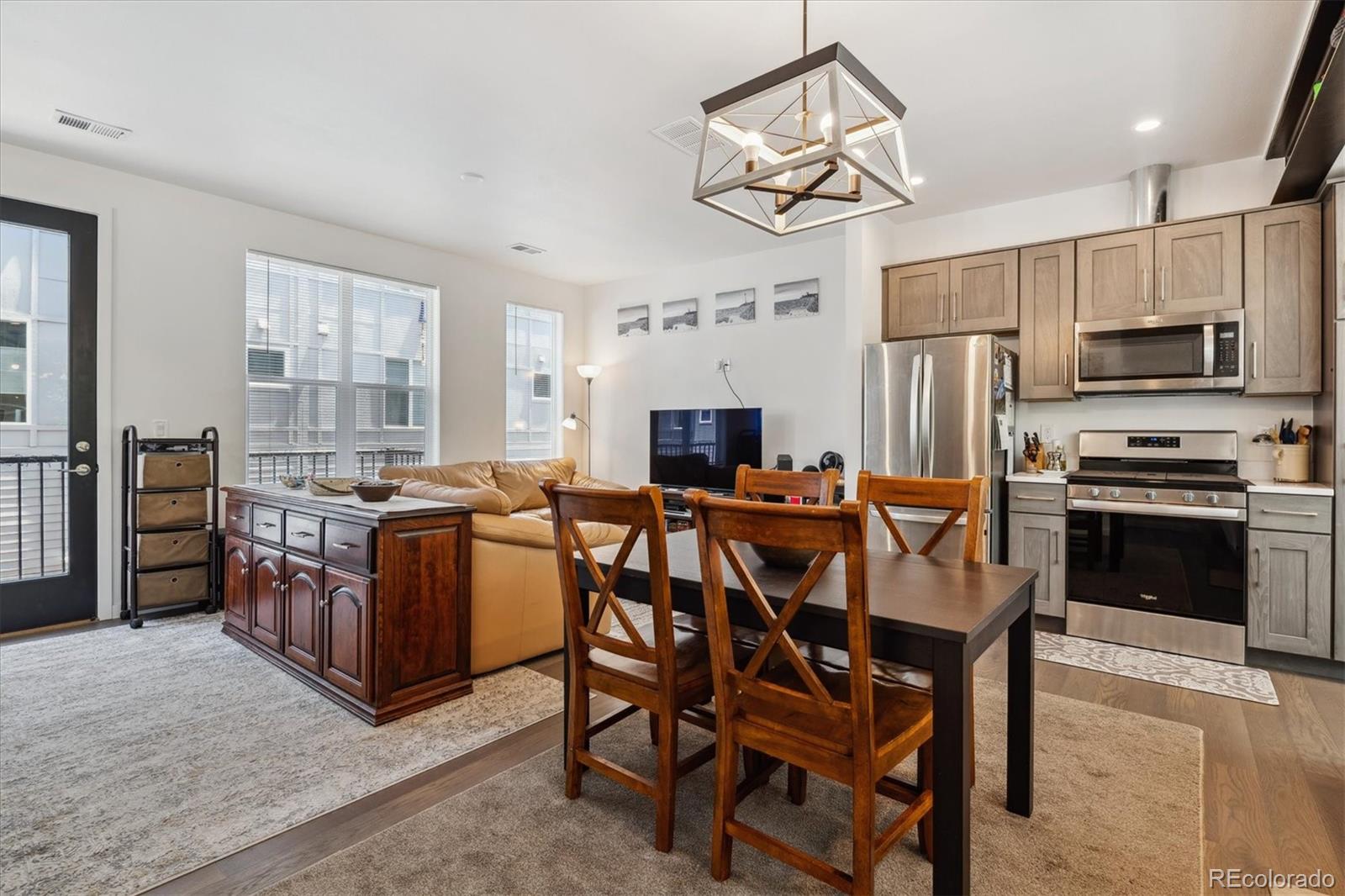 MLS Image #10 for 8711 e hampden avenue,denver, Colorado