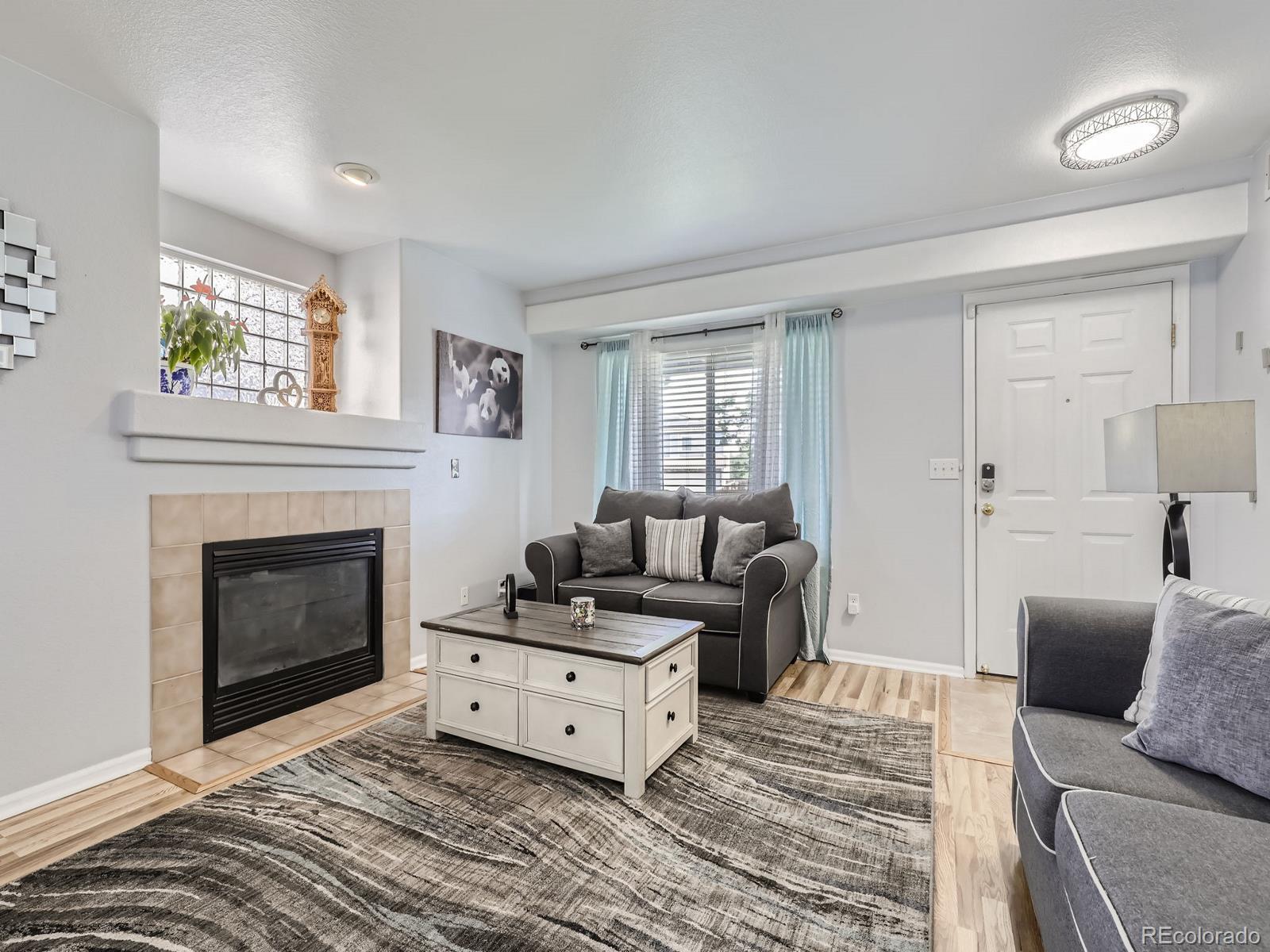 MLS Image #4 for 20956 e 39th avenue,denver, Colorado