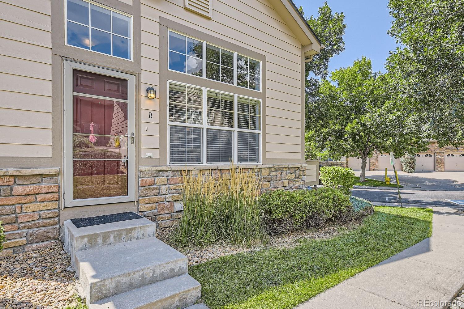 MLS Image #3 for 4118 s crystal court,aurora, Colorado