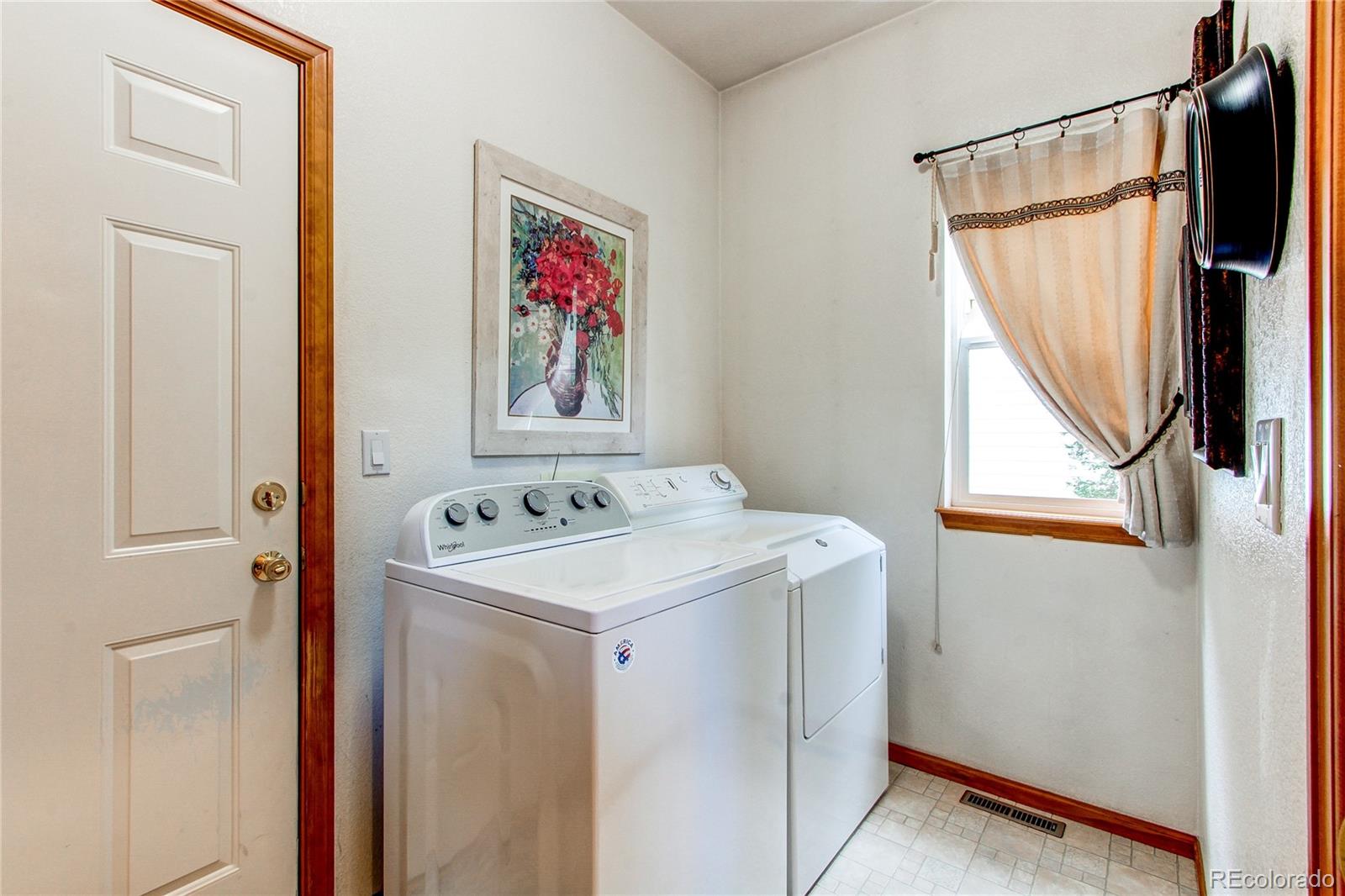 MLS Image #39 for 124  whitney court,windsor, Colorado