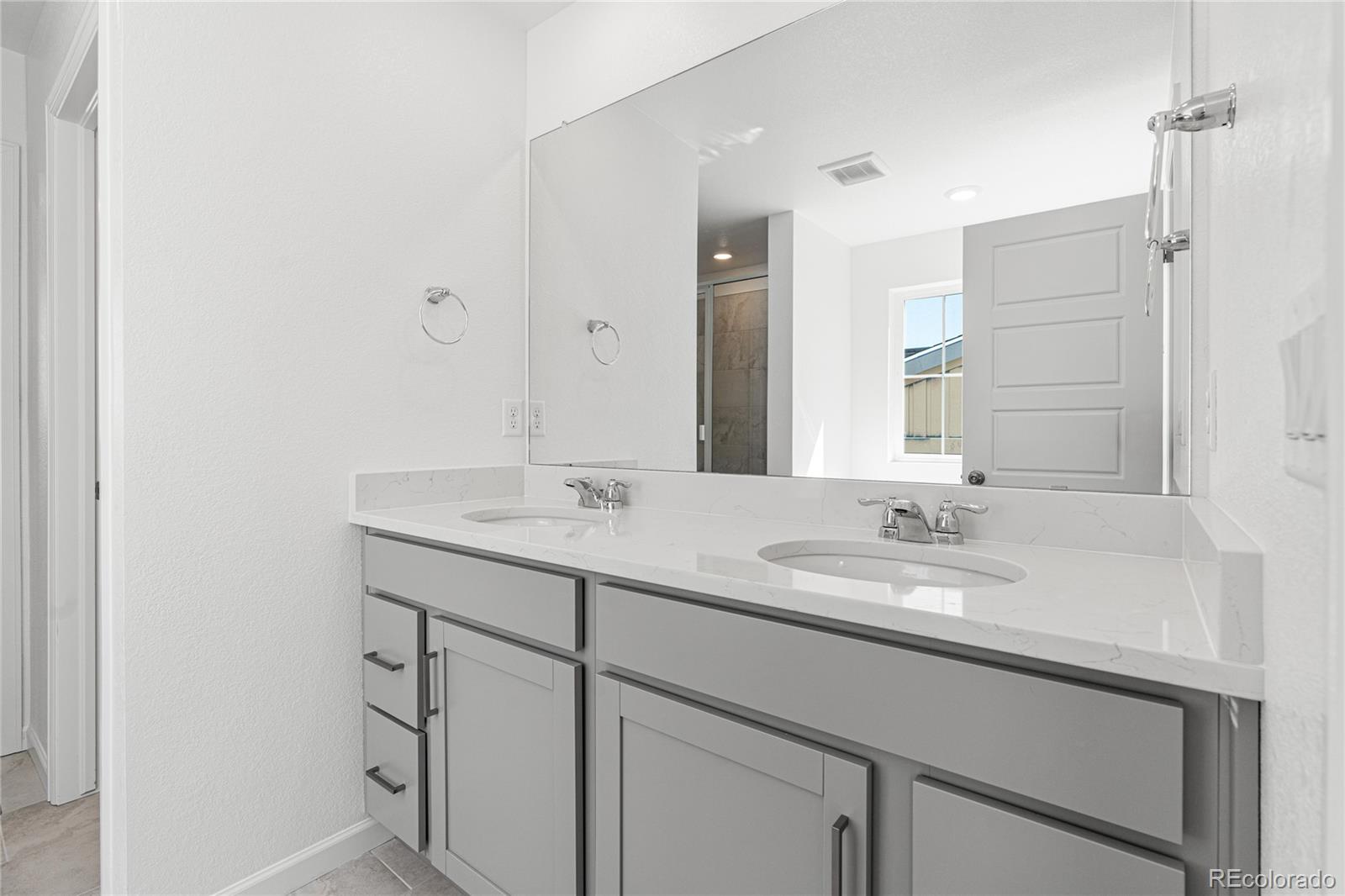 MLS Image #11 for 8848  whiteclover street,littleton, Colorado