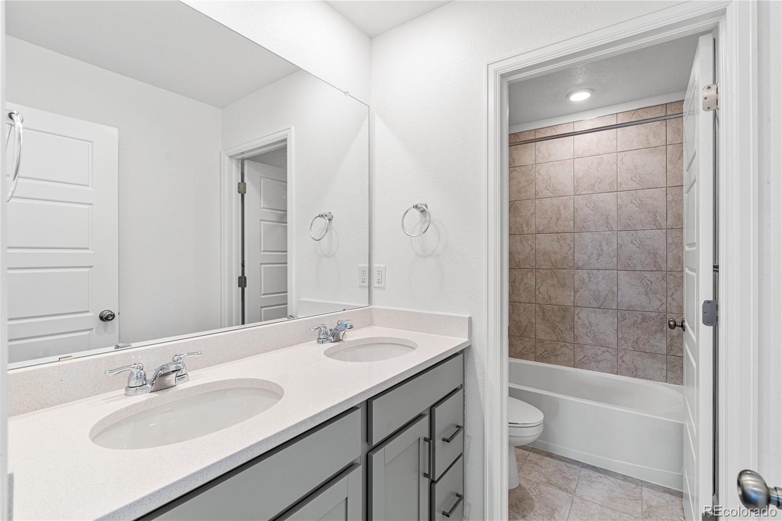 MLS Image #16 for 8848  whiteclover street,littleton, Colorado