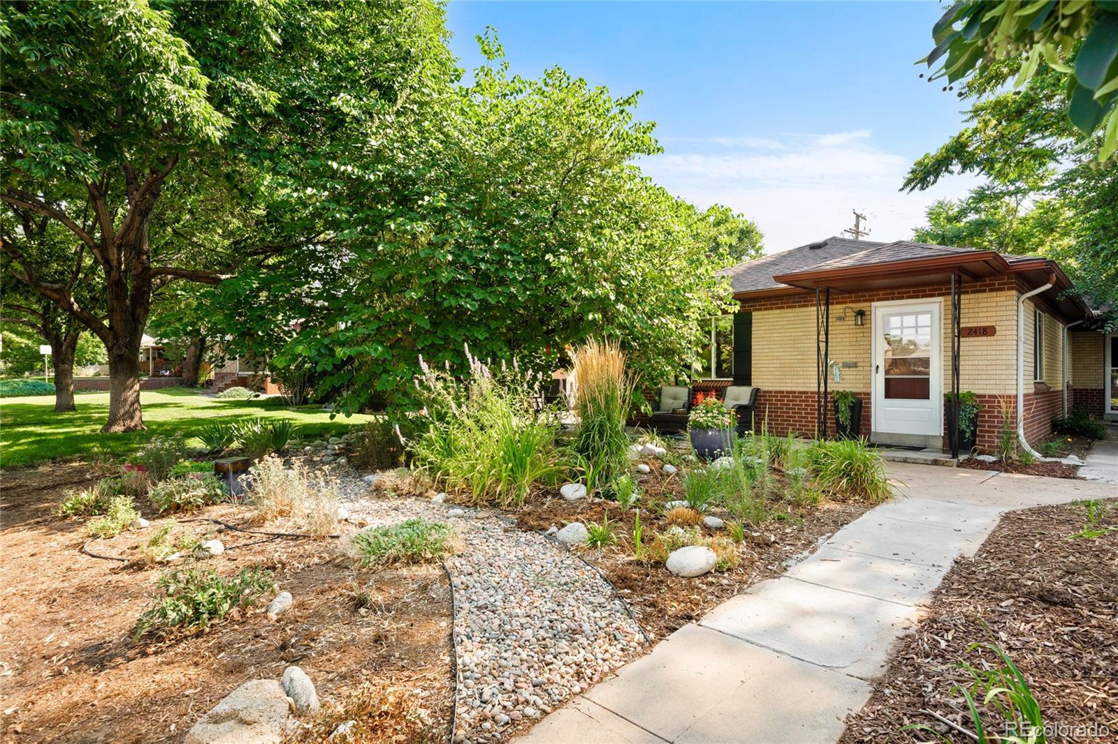 MLS Image #2 for 2418 s corona street,denver, Colorado