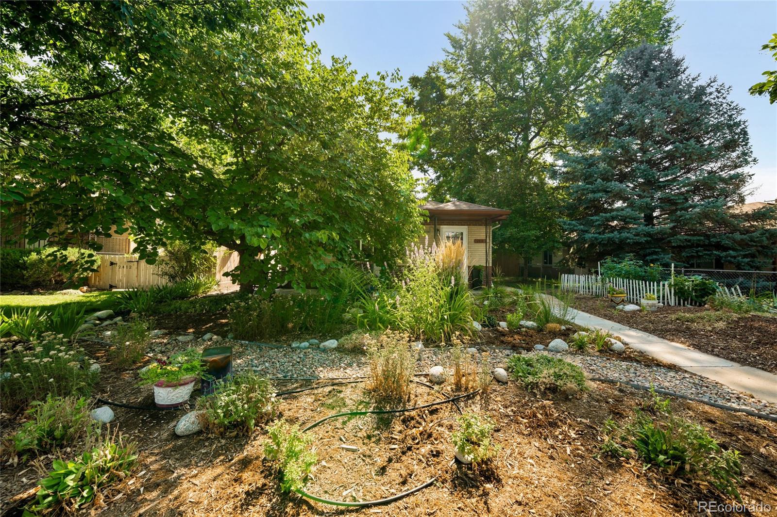 MLS Image #3 for 2418 s corona street,denver, Colorado