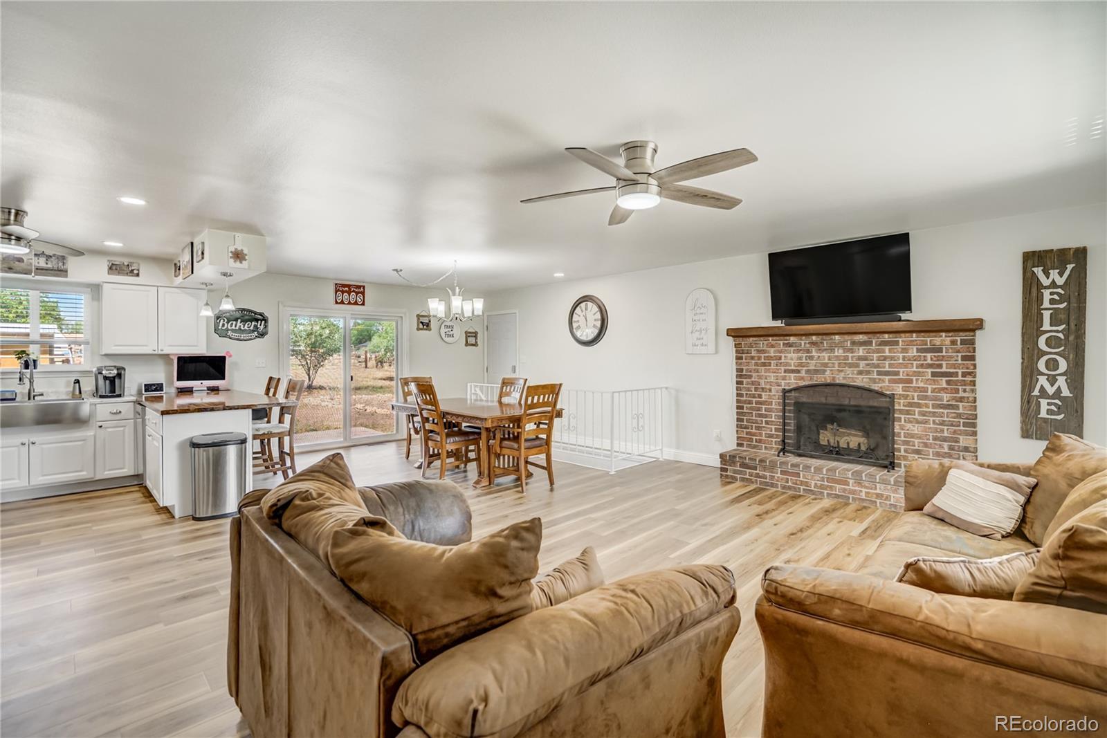 MLS Image #3 for 1349  dublin drive,pueblo, Colorado