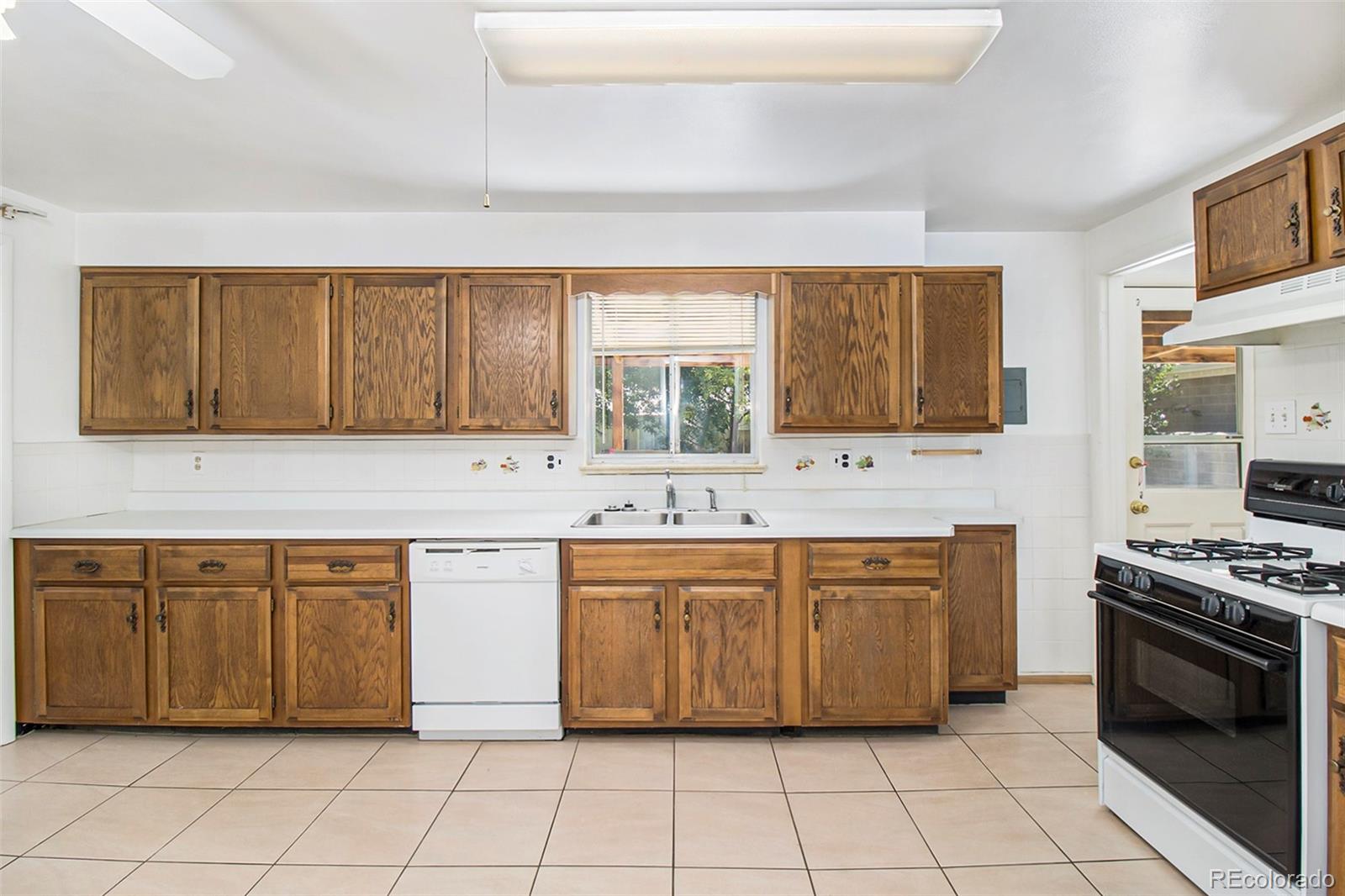 MLS Image #10 for 6160  hoyt street,arvada, Colorado