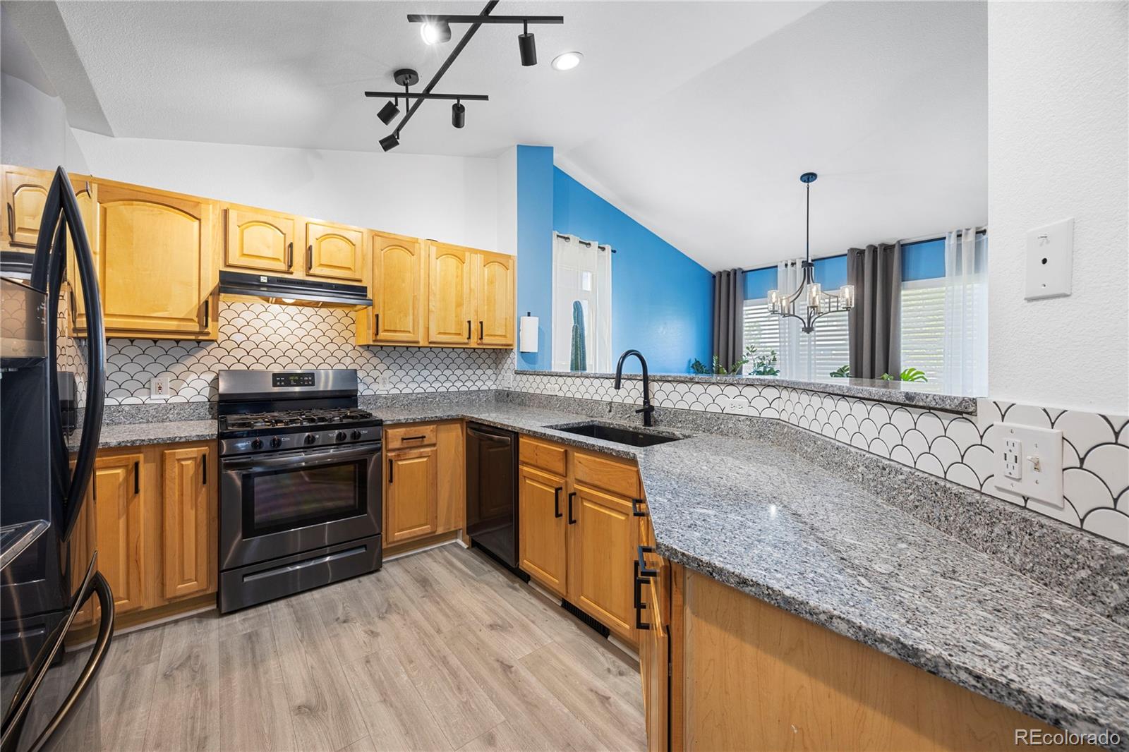 MLS Image #12 for 11845  eudora drive,thornton, Colorado