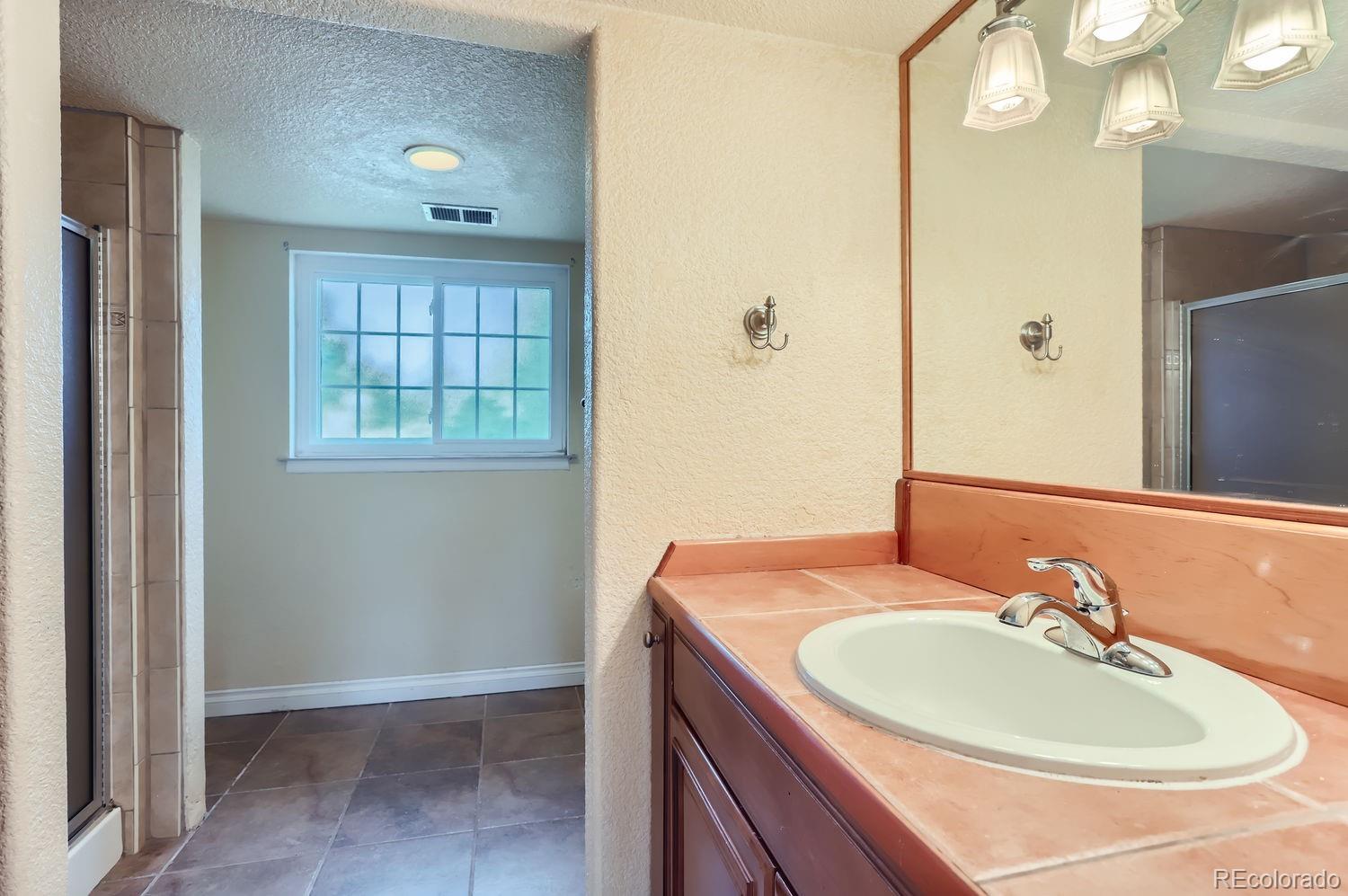 MLS Image #14 for 4673 s fountain circle,littleton, Colorado