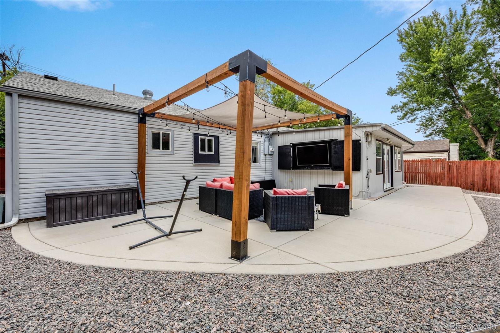 MLS Image #27 for 2876 s dahlia street,denver, Colorado