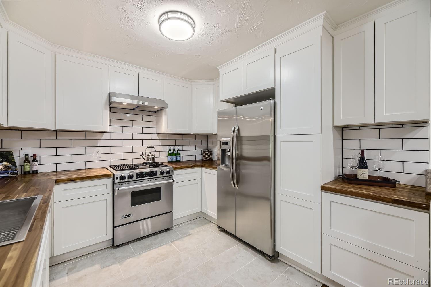 MLS Image #9 for 2759 s raleigh street,denver, Colorado