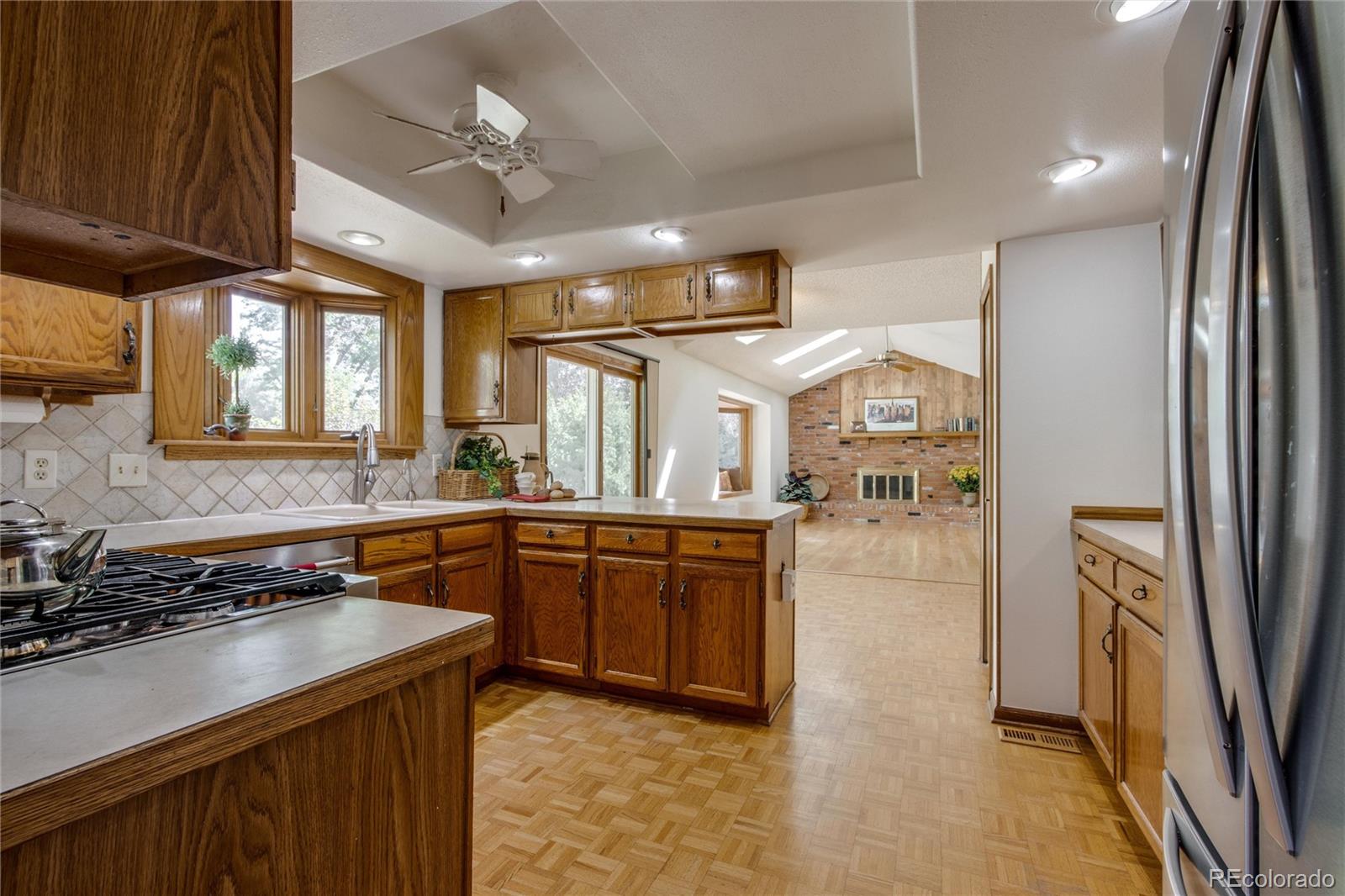 MLS Image #10 for 2293  spinnaker circle,longmont, Colorado