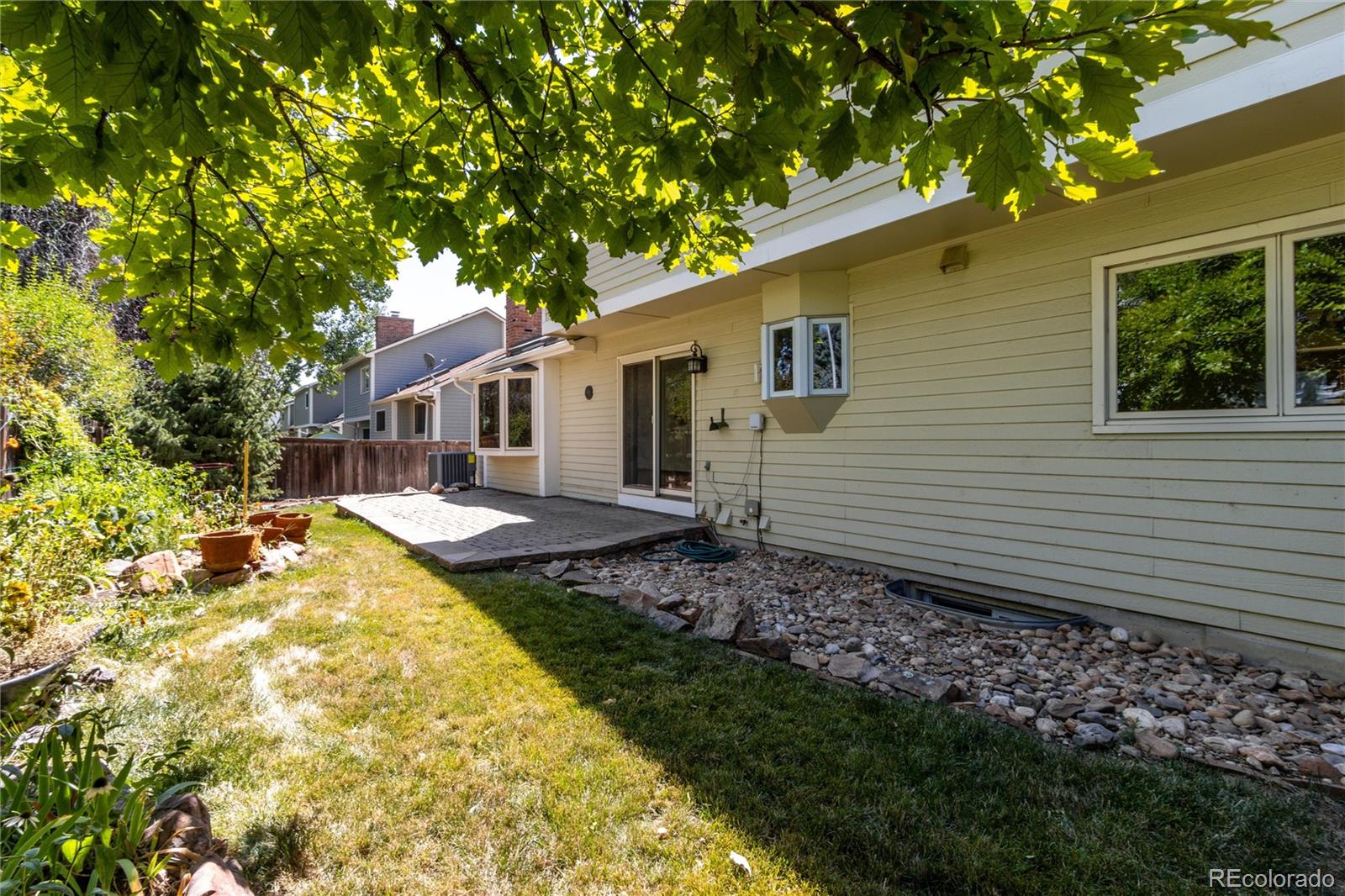 MLS Image #38 for 2293  spinnaker circle,longmont, Colorado