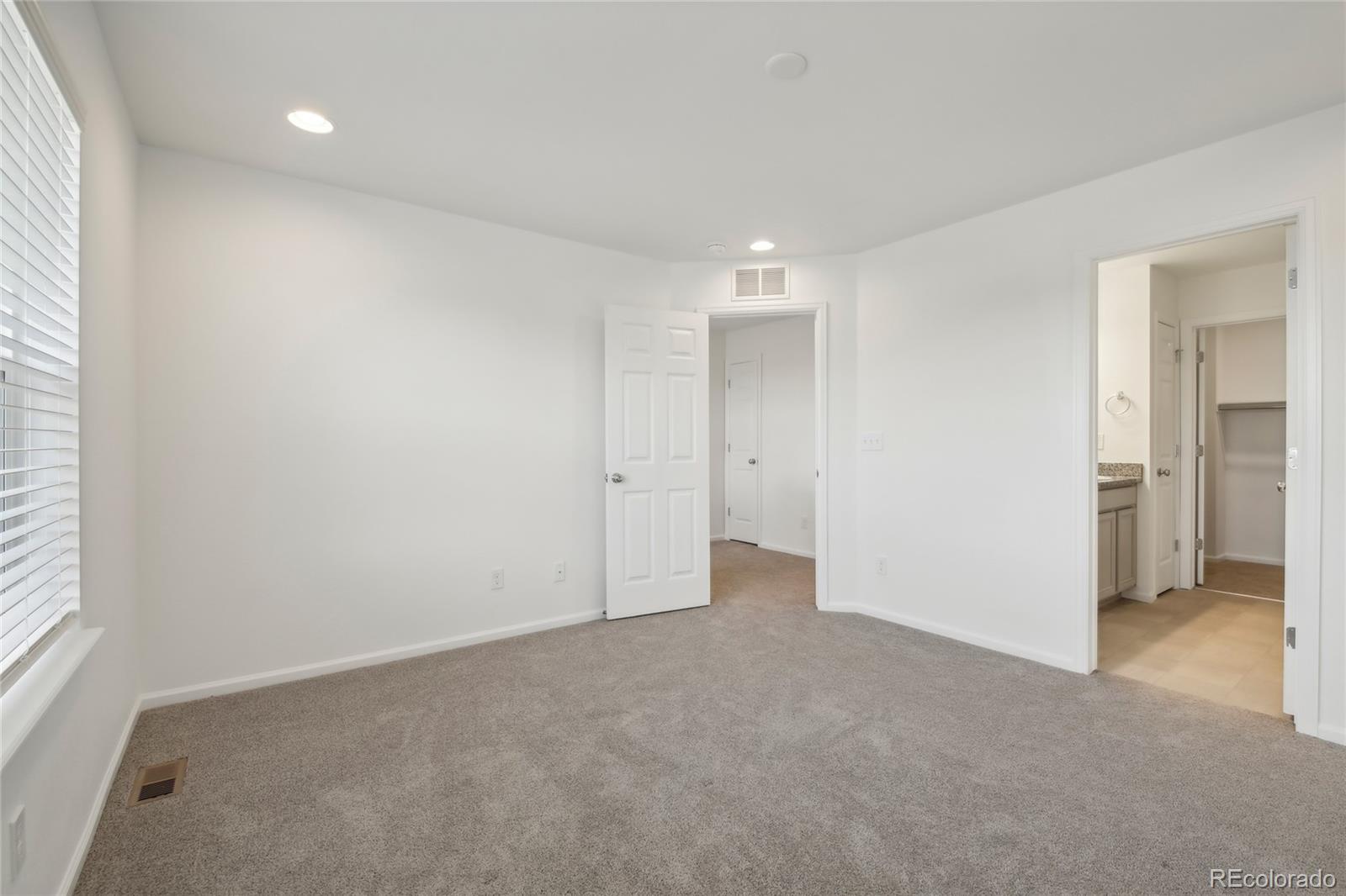 MLS Image #13 for 19142 e 64th place,denver, Colorado