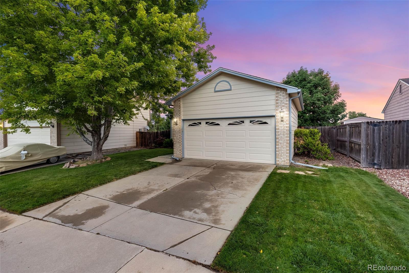 MLS Image #2 for 13004  grove way,broomfield, Colorado