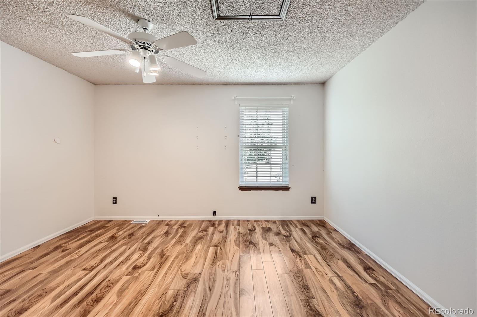 MLS Image #18 for 1699 s trenton street,denver, Colorado