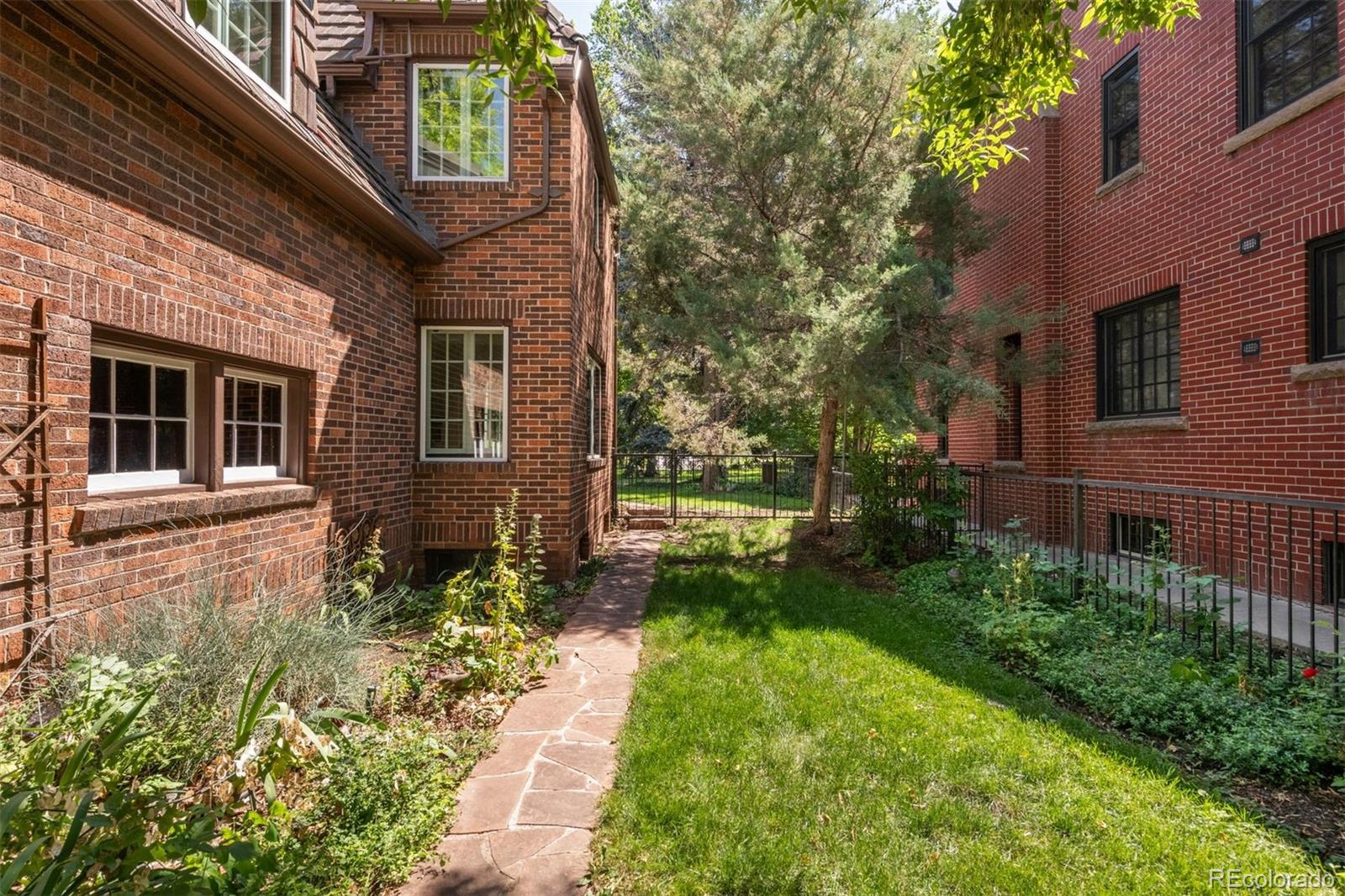 MLS Image #48 for 1643  monaco st parkway,denver, Colorado