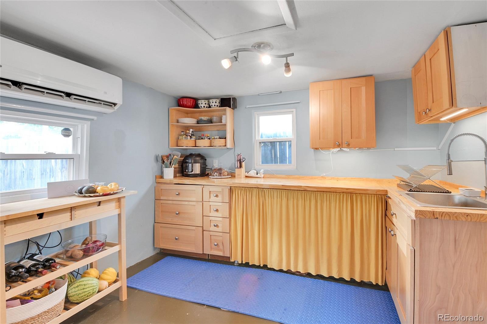 MLS Image #5 for 2708 w 13th avenue,denver, Colorado