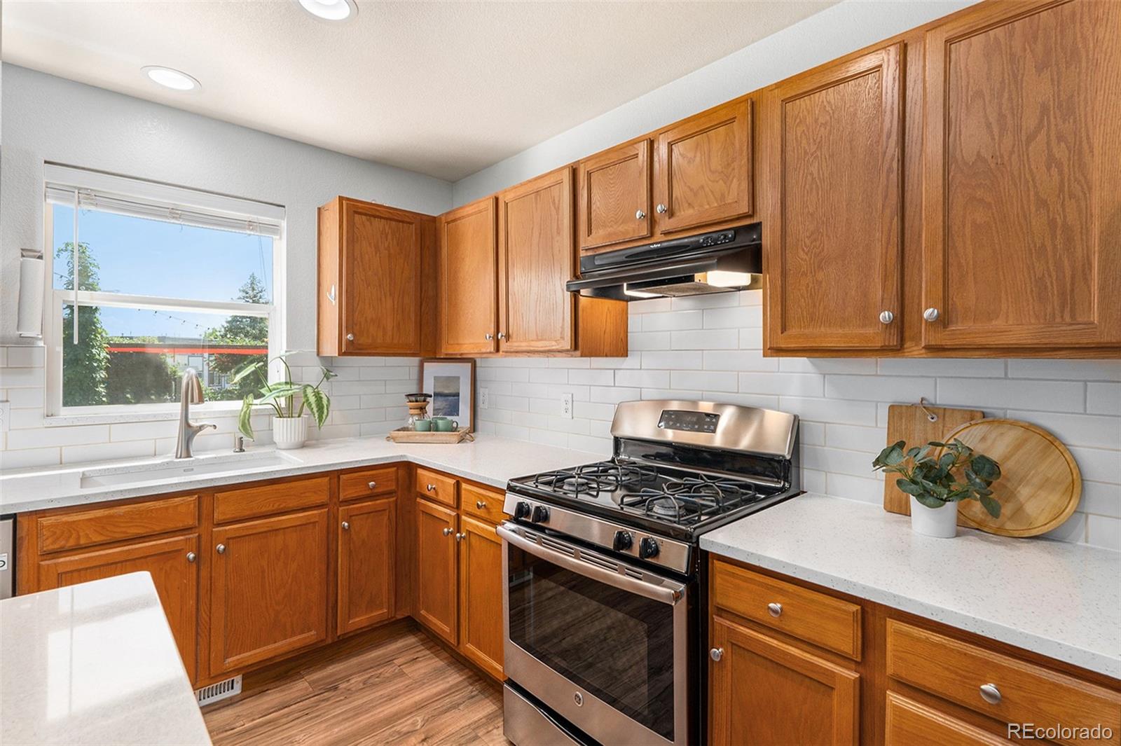 MLS Image #13 for 6786 w 3rd avenue,lakewood, Colorado