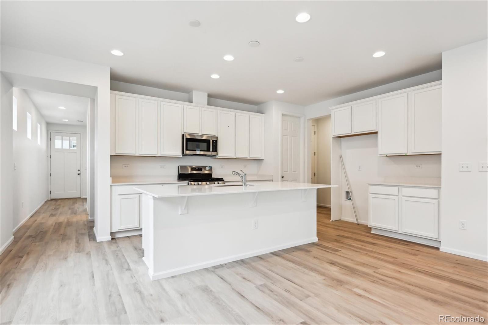 MLS Image #3 for 6594 n malta street,aurora, Colorado