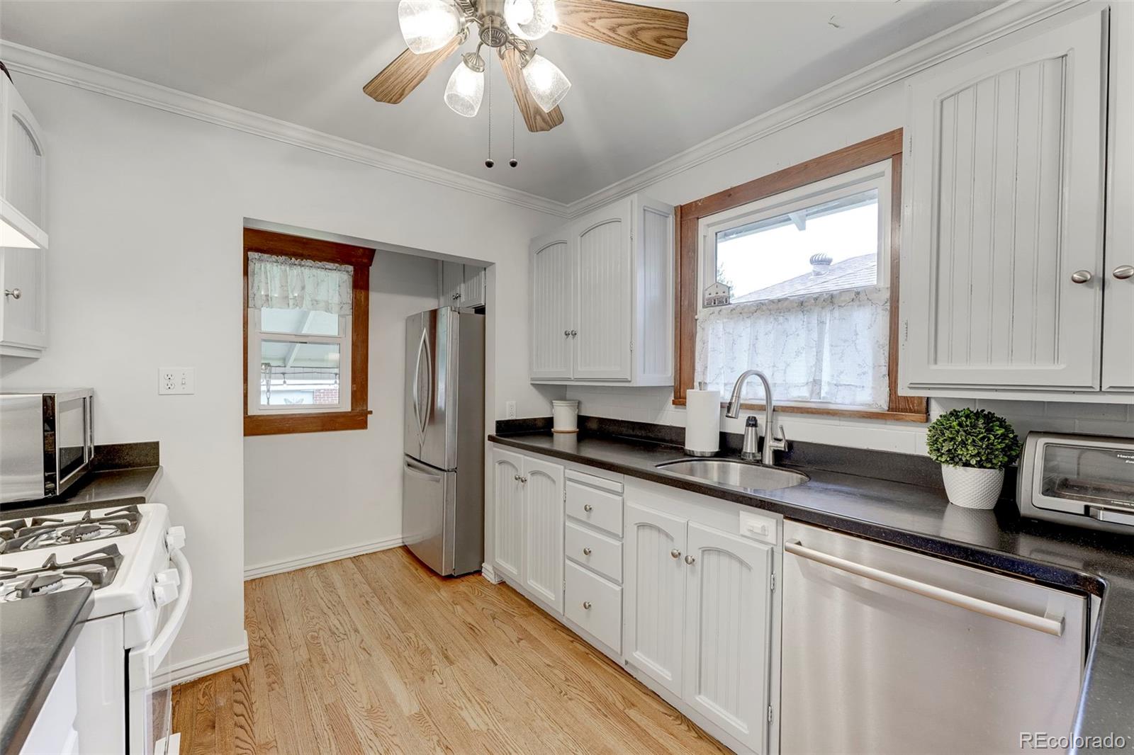 MLS Image #14 for 3109 w 37th avenue,denver, Colorado