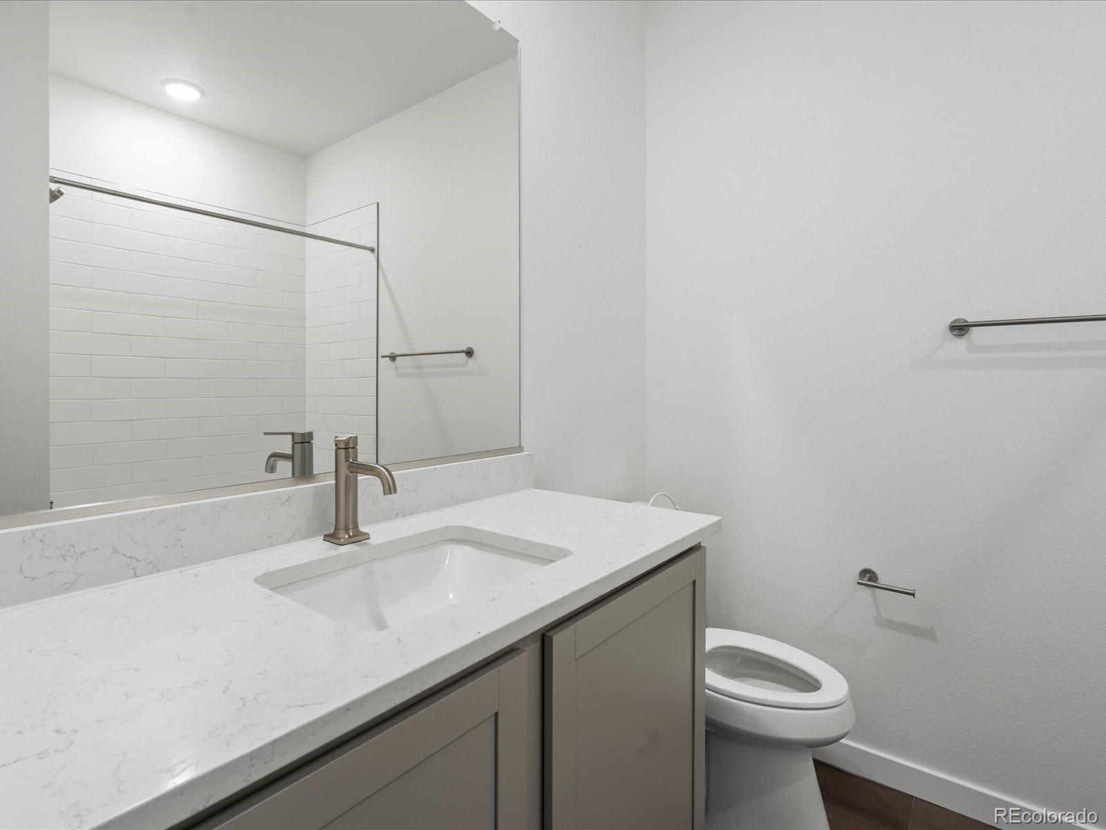 MLS Image #8 for 6153 n ceylon street,denver, Colorado
