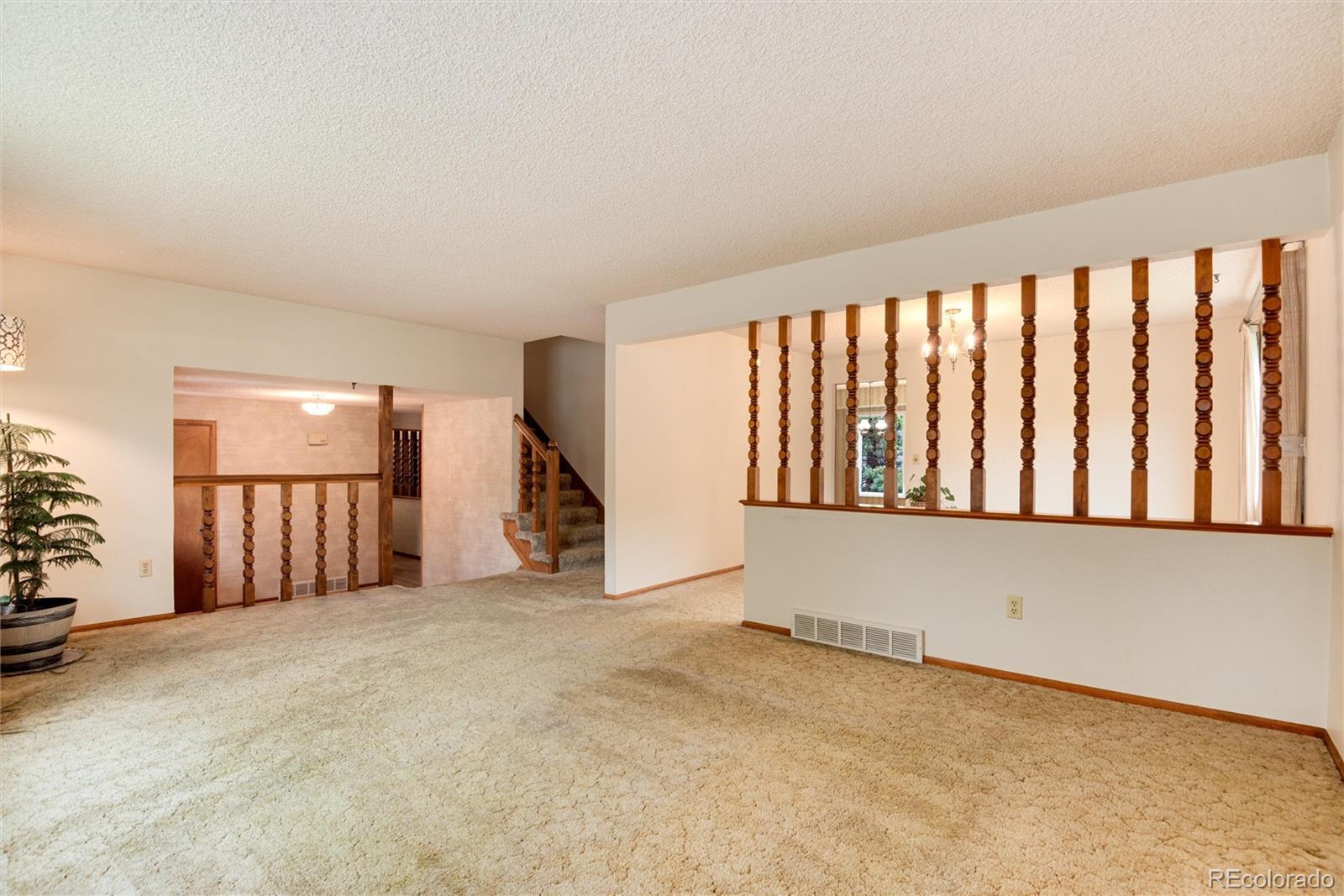 MLS Image #6 for 3673 e nichols avenue,centennial, Colorado