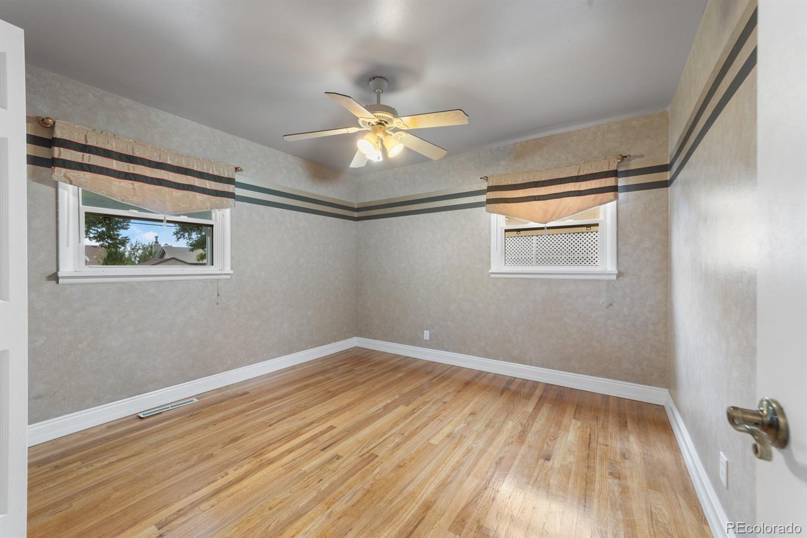 MLS Image #16 for 1620  maplewood drive,pueblo, Colorado