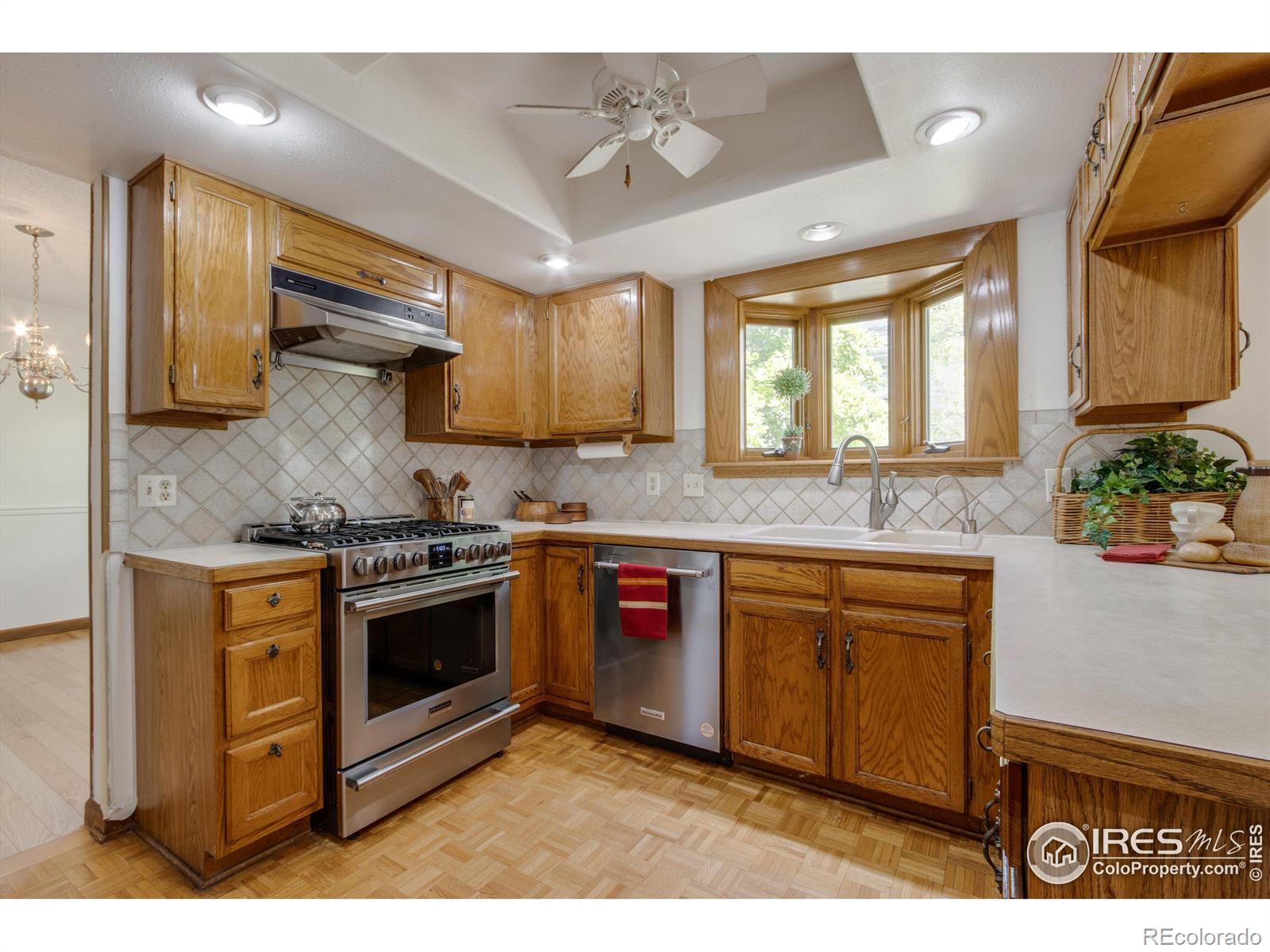 MLS Image #10 for 2293  spinnaker circle,longmont, Colorado