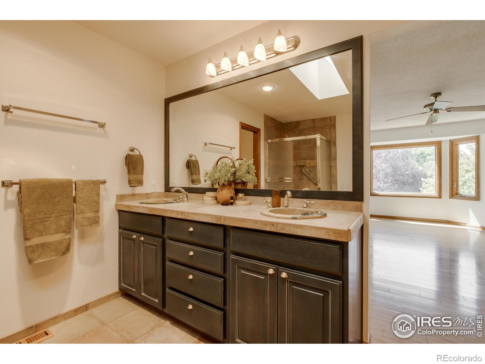 MLS Image #22 for 2293  spinnaker circle,longmont, Colorado