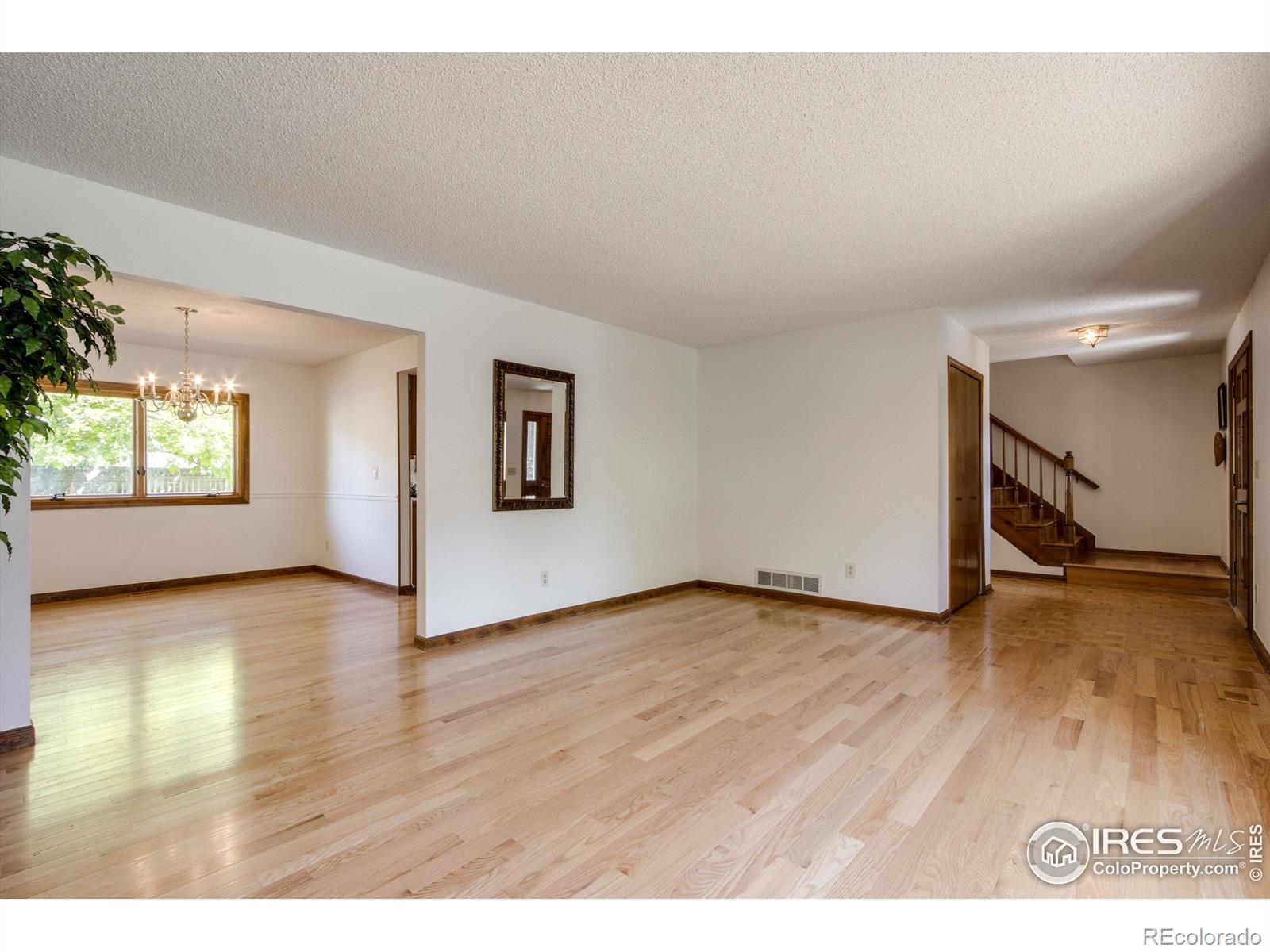 MLS Image #5 for 2293  spinnaker circle,longmont, Colorado