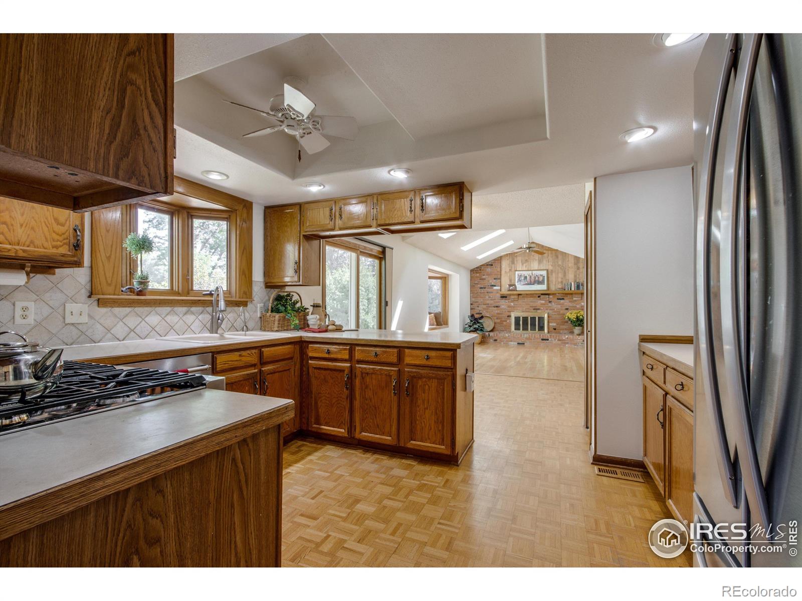 MLS Image #9 for 2293  spinnaker circle,longmont, Colorado