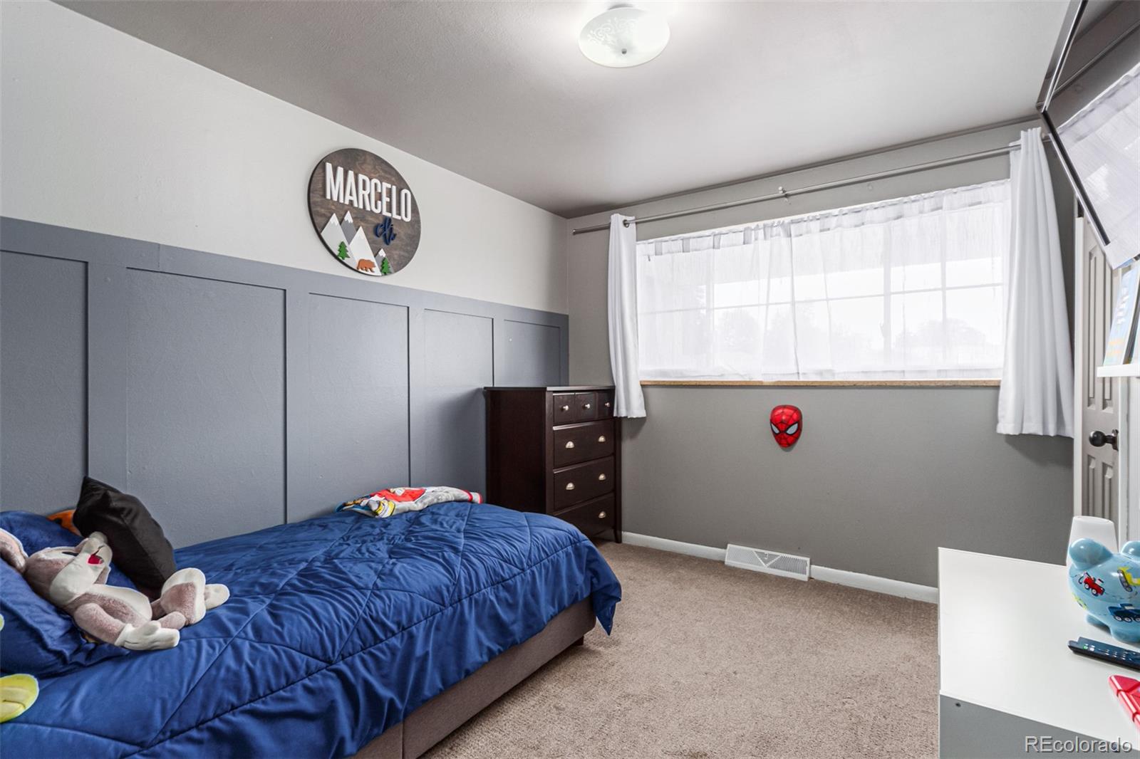 MLS Image #18 for 1857 s canosa court,denver, Colorado