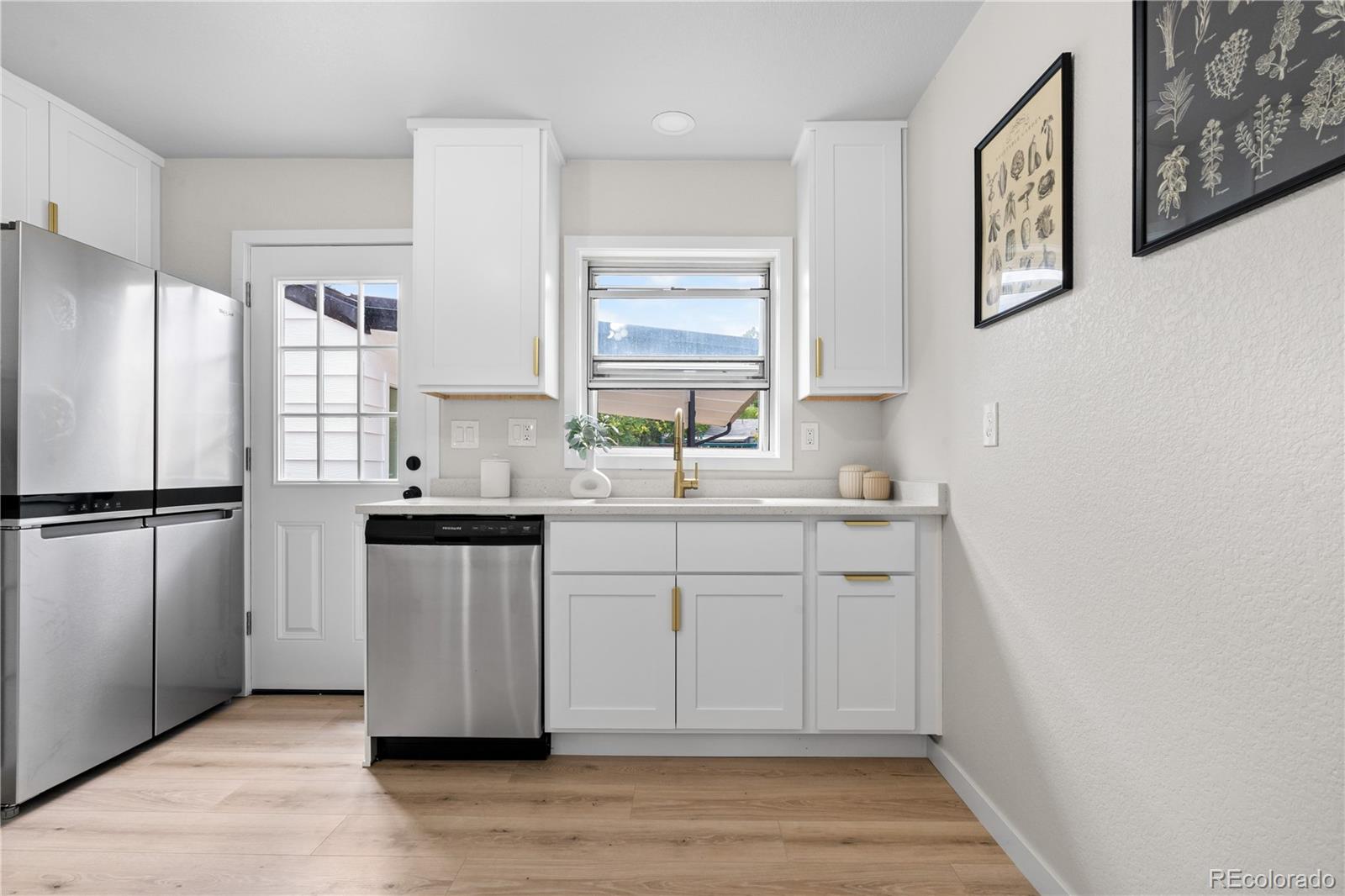 MLS Image #4 for 1811 s knox court,denver, Colorado