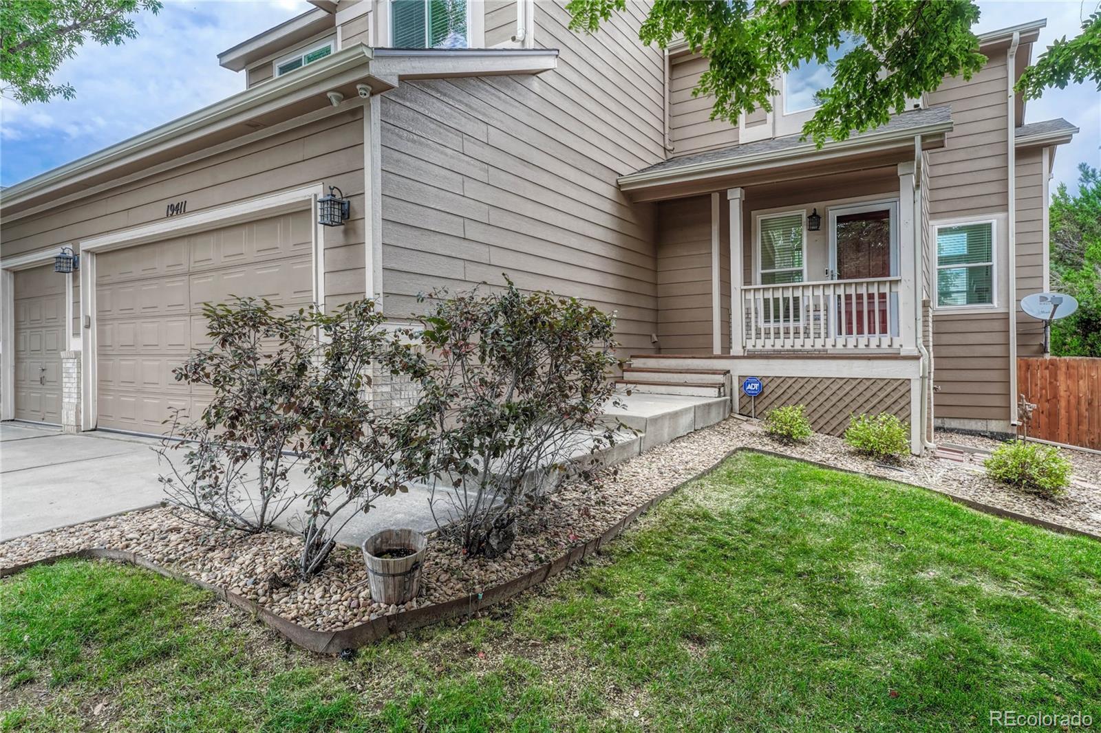 MLS Image #2 for 19411 e hamilton place,aurora, Colorado