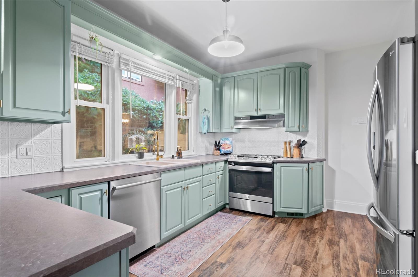 MLS Image #4 for 1069 s ogden street,denver, Colorado