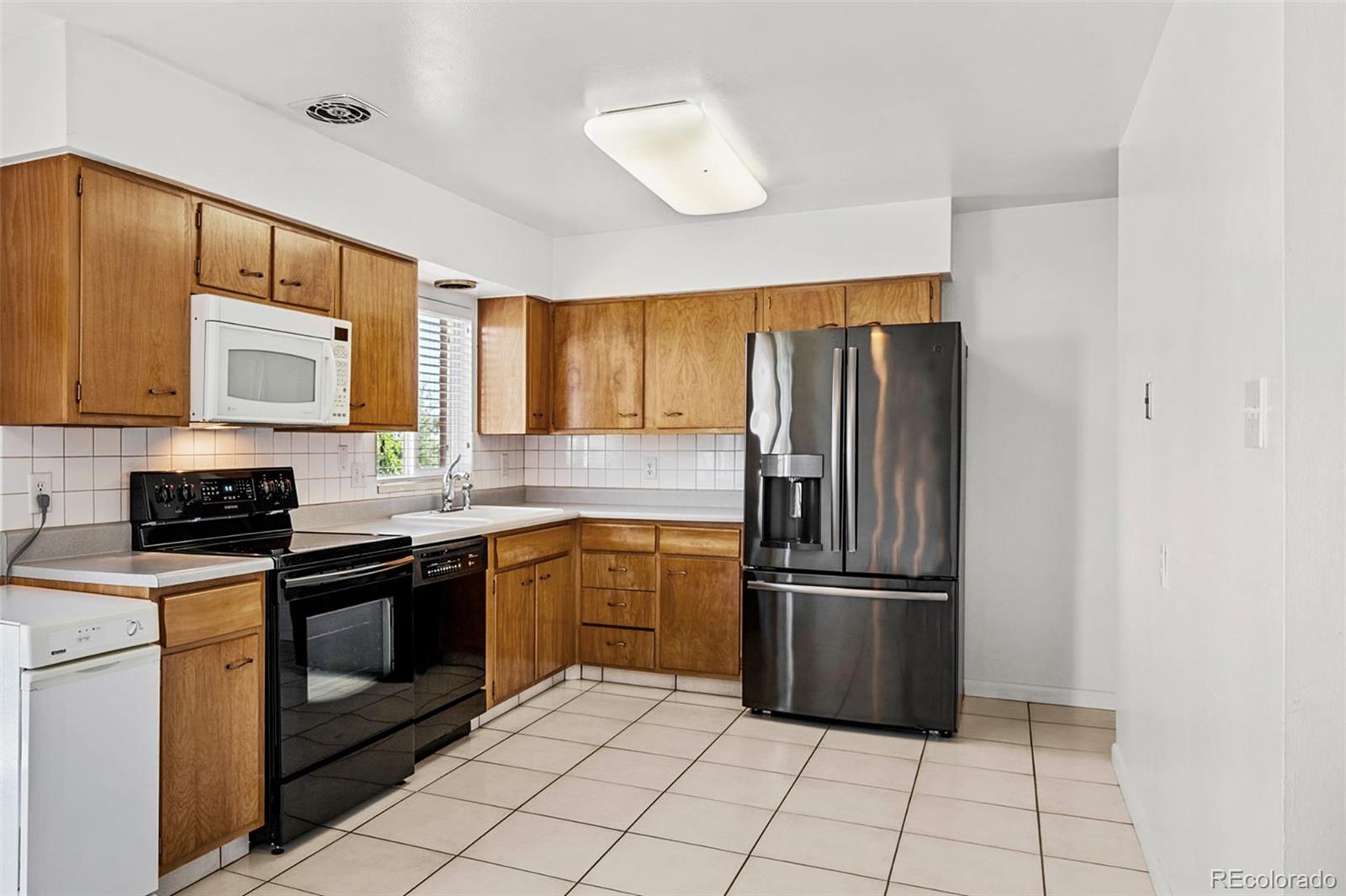 MLS Image #5 for 12483 w connecticut drive,lakewood, Colorado