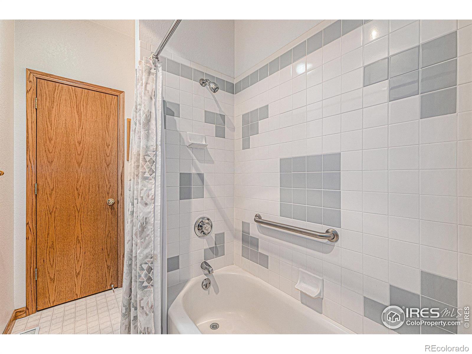 MLS Image #22 for 813  alexandria drive,loveland, Colorado