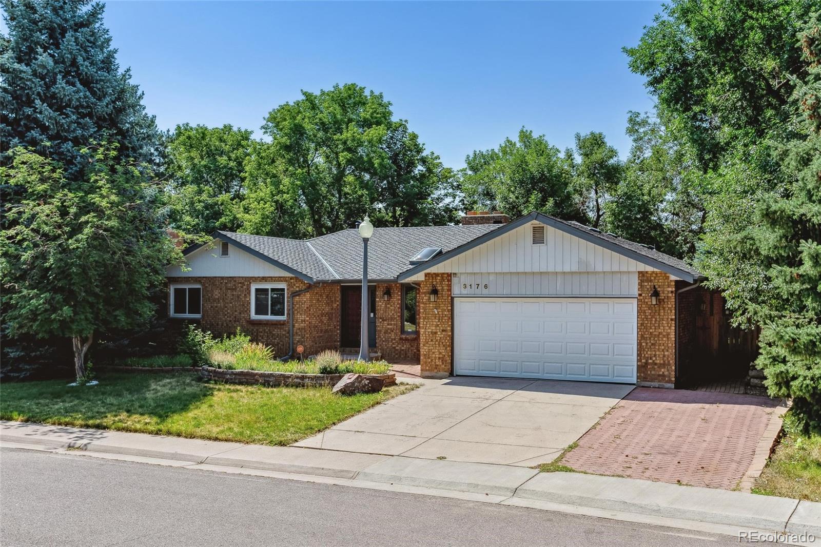 CMA Image for 3176 E Phillips Drive,Centennial, Colorado