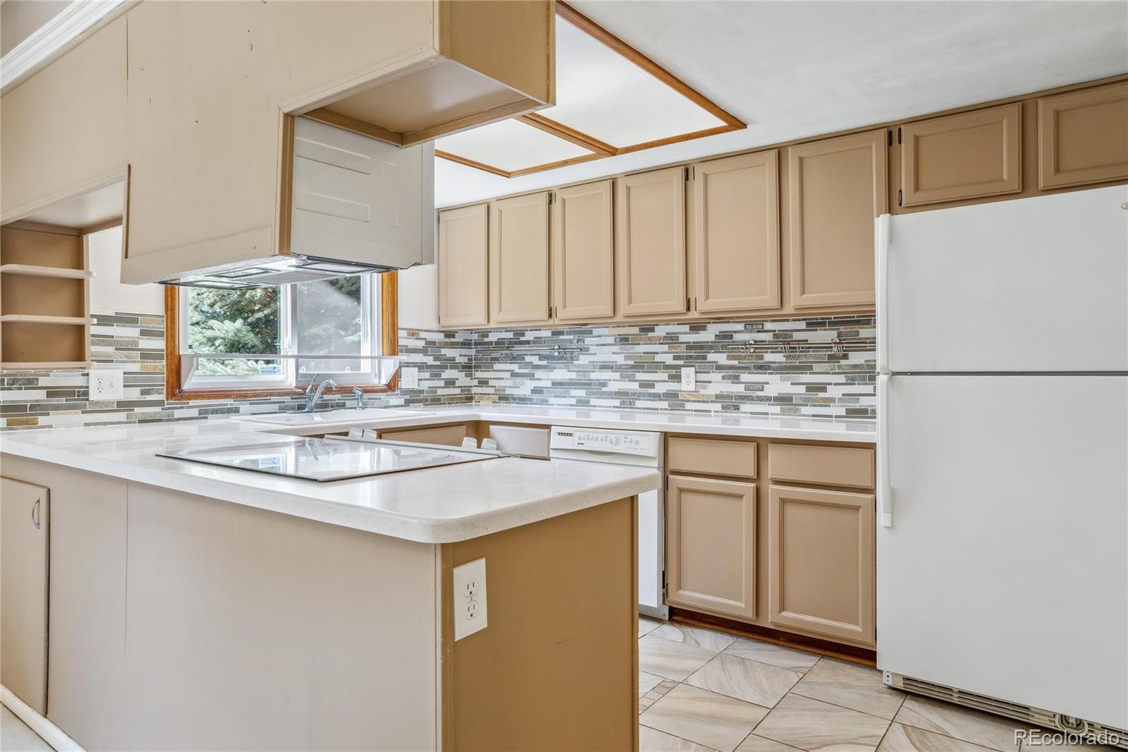 MLS Image #9 for 3176 e phillips drive,centennial, Colorado