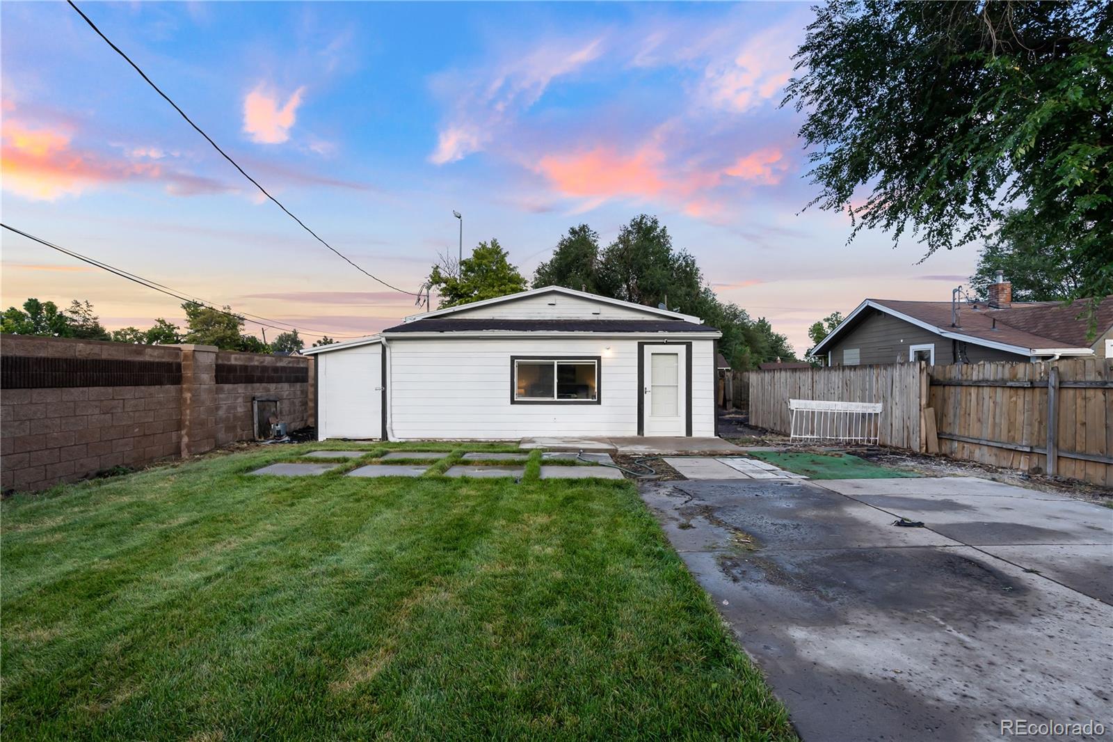 MLS Image #16 for 545  stuart street,denver, Colorado