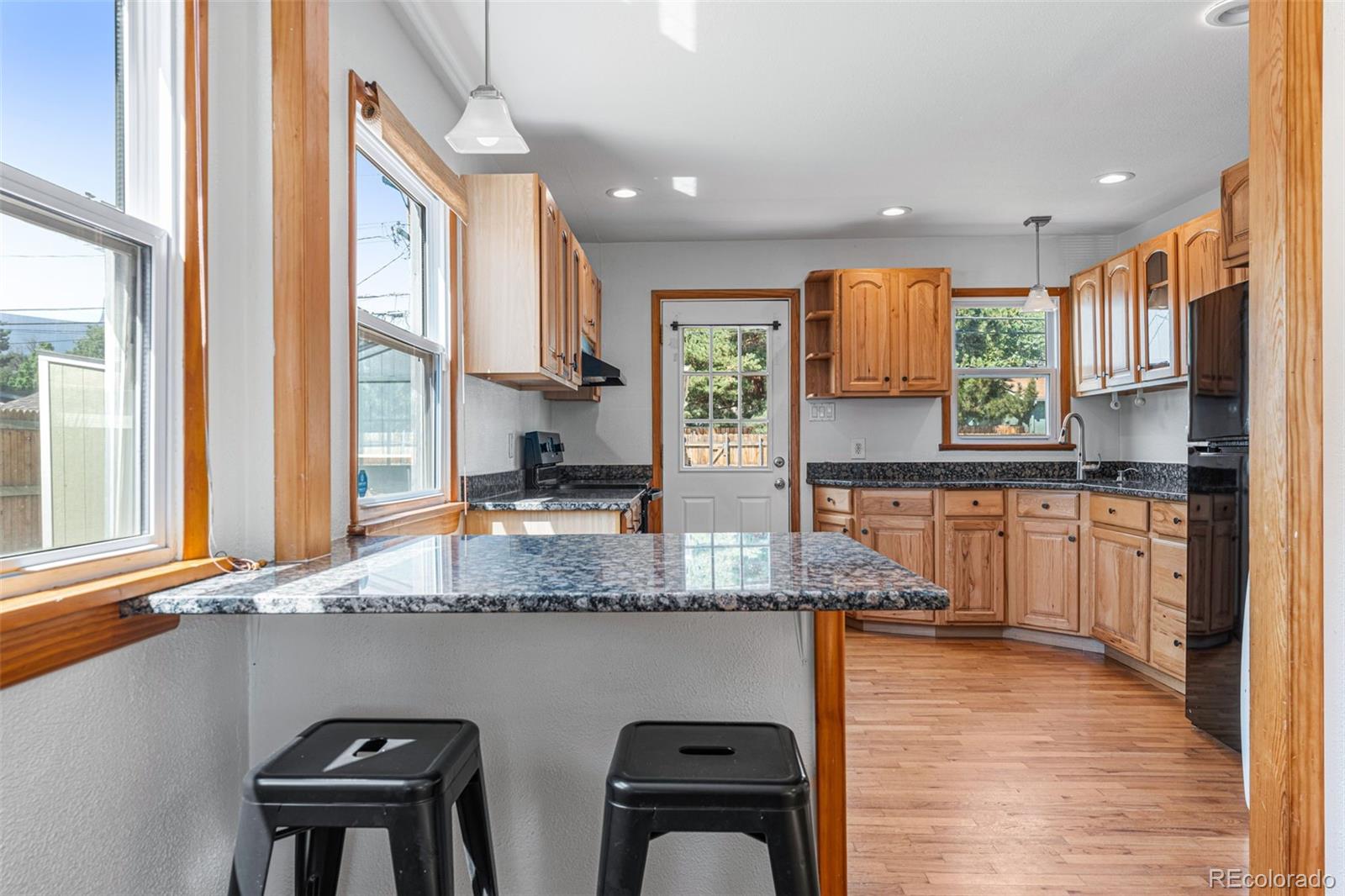 MLS Image #6 for 2575 s linley court,denver, Colorado