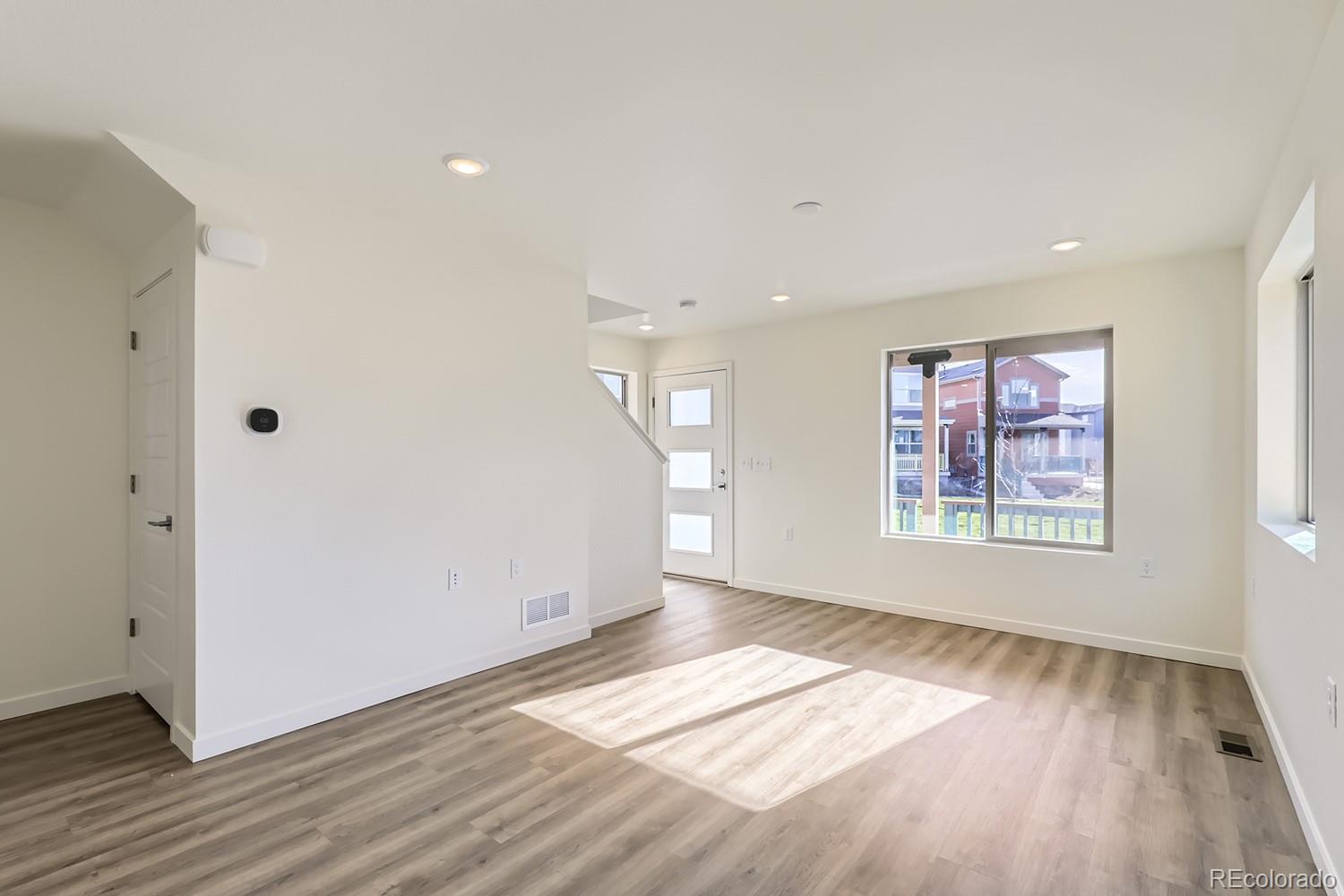 MLS Image #16 for 10231 e 62nd place,denver, Colorado