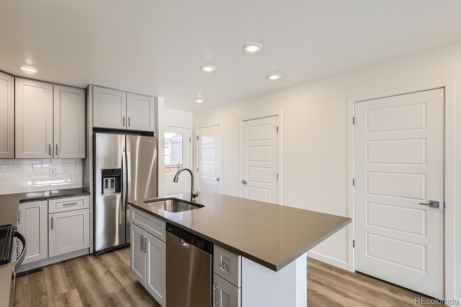 MLS Image #22 for 10231 e 62nd place,denver, Colorado