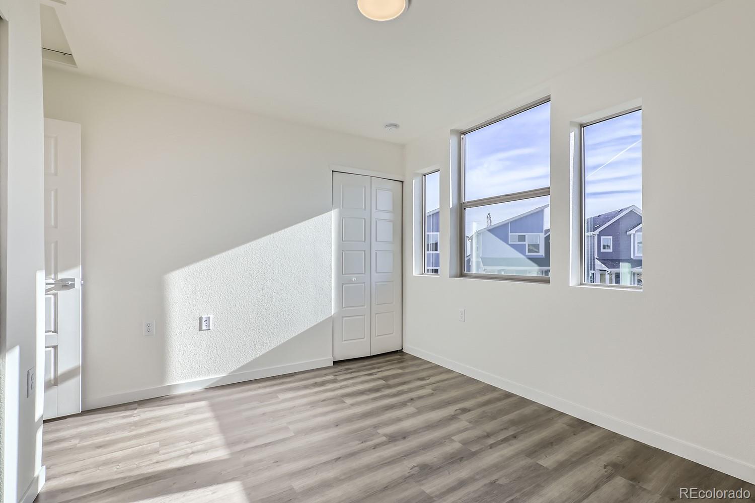 MLS Image #33 for 10231 e 62nd place,denver, Colorado