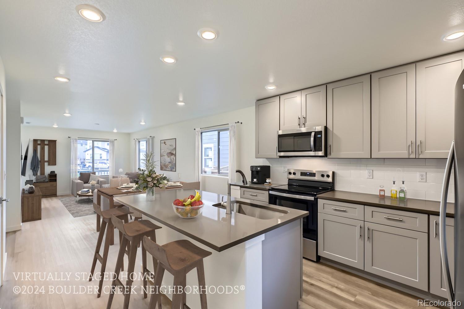 MLS Image #4 for 10231 e 62nd place,denver, Colorado